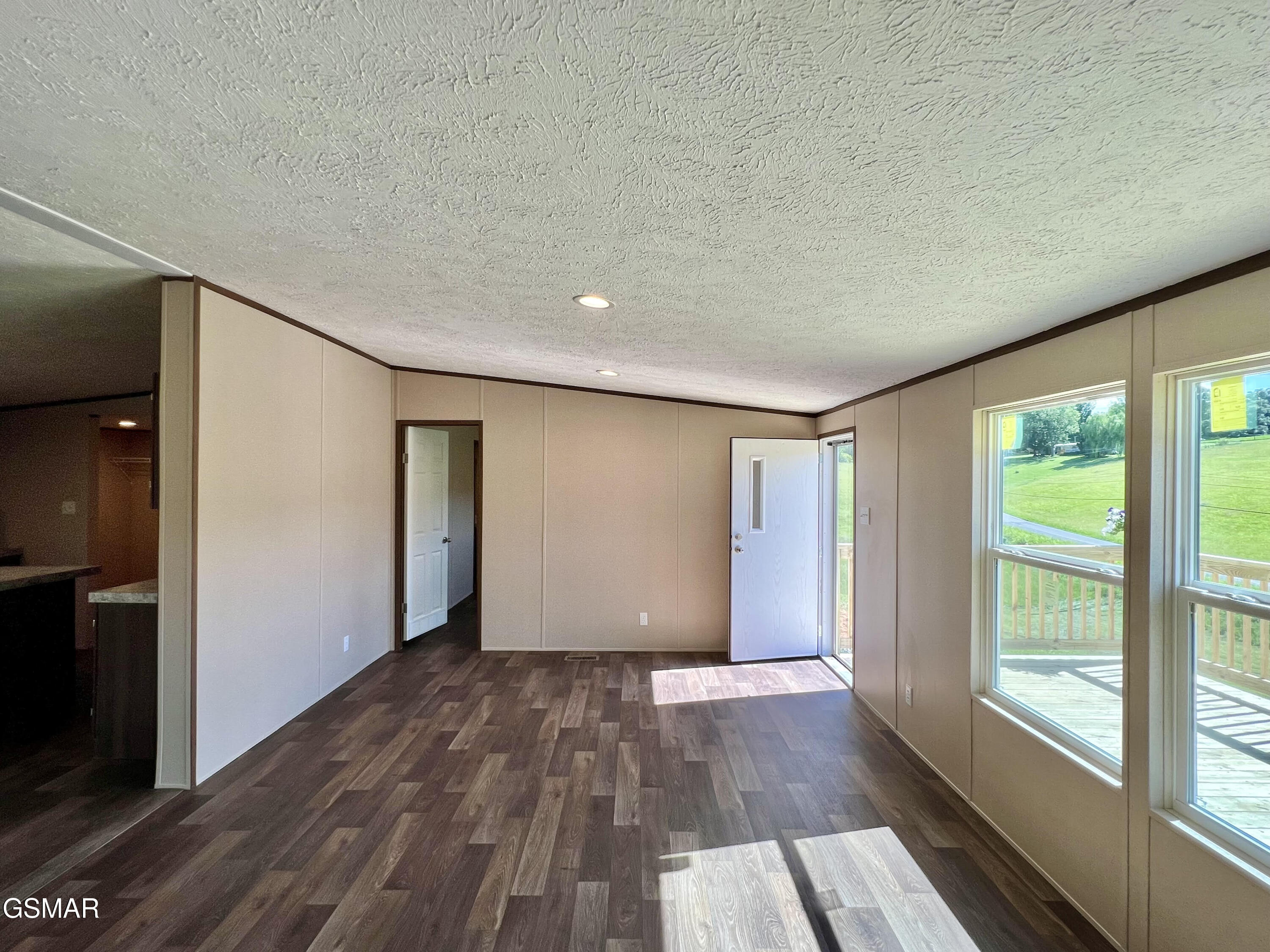 127 English Mountain Road