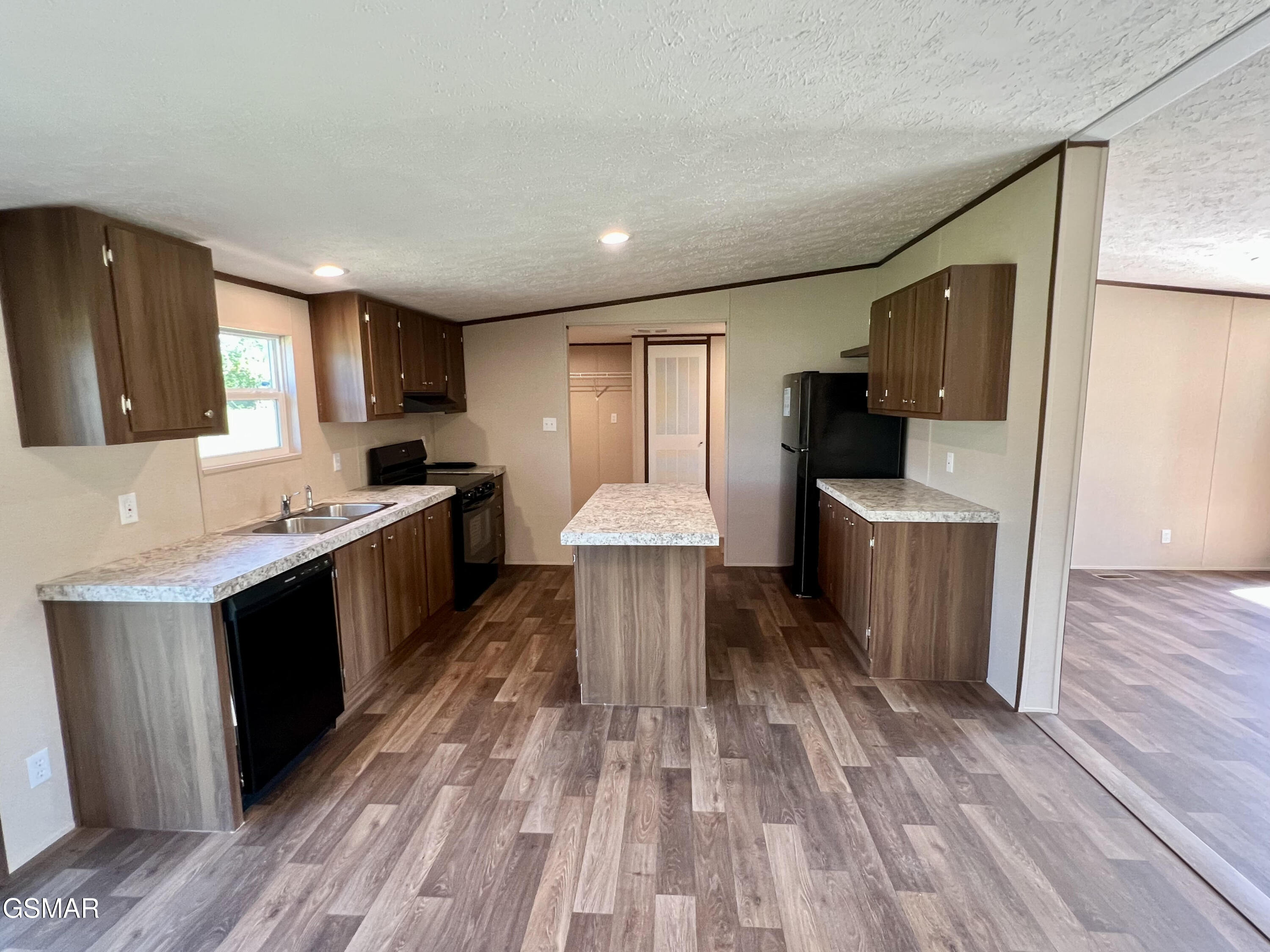 127 English Mountain Road