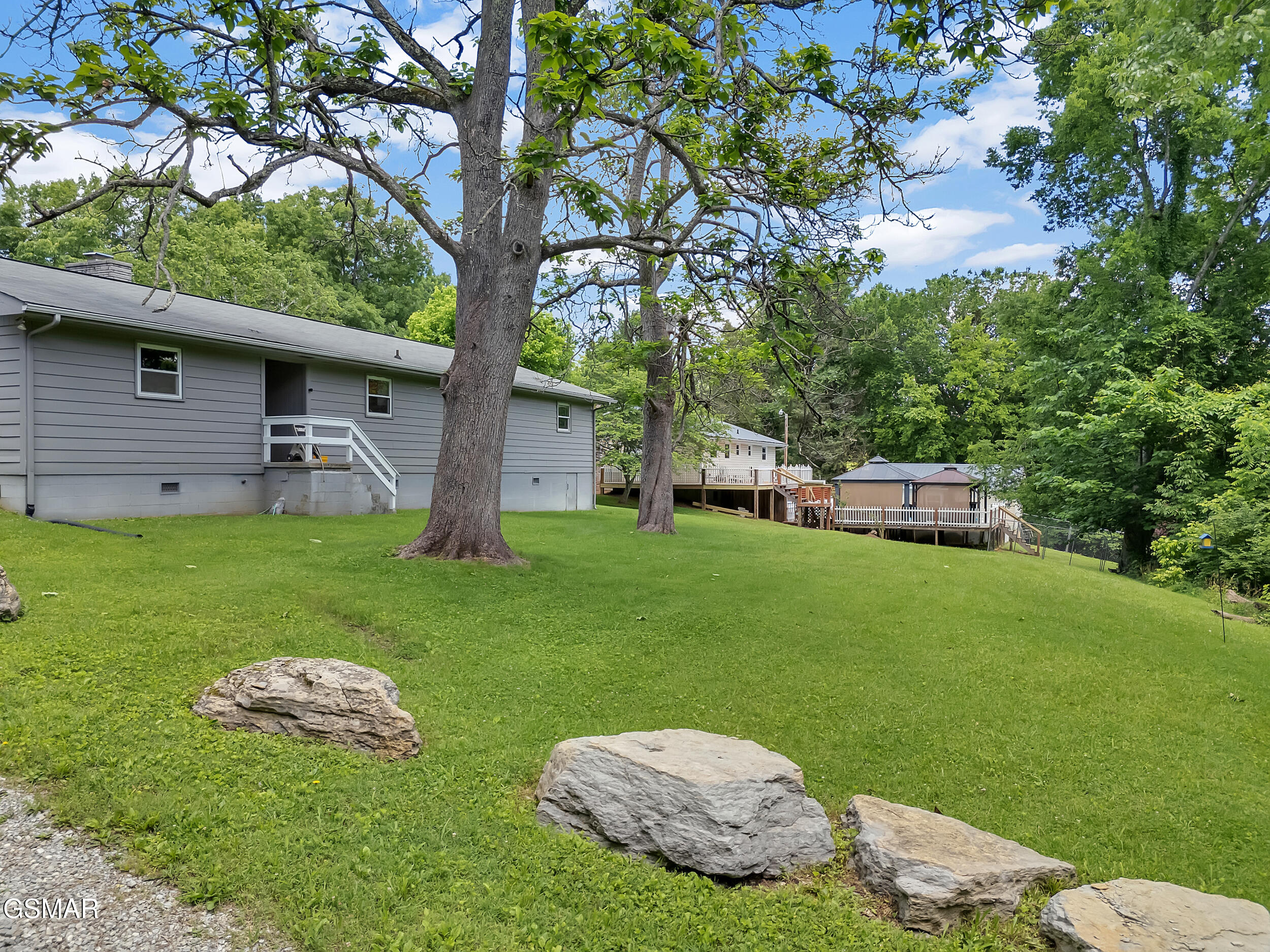1046 McCall Lane