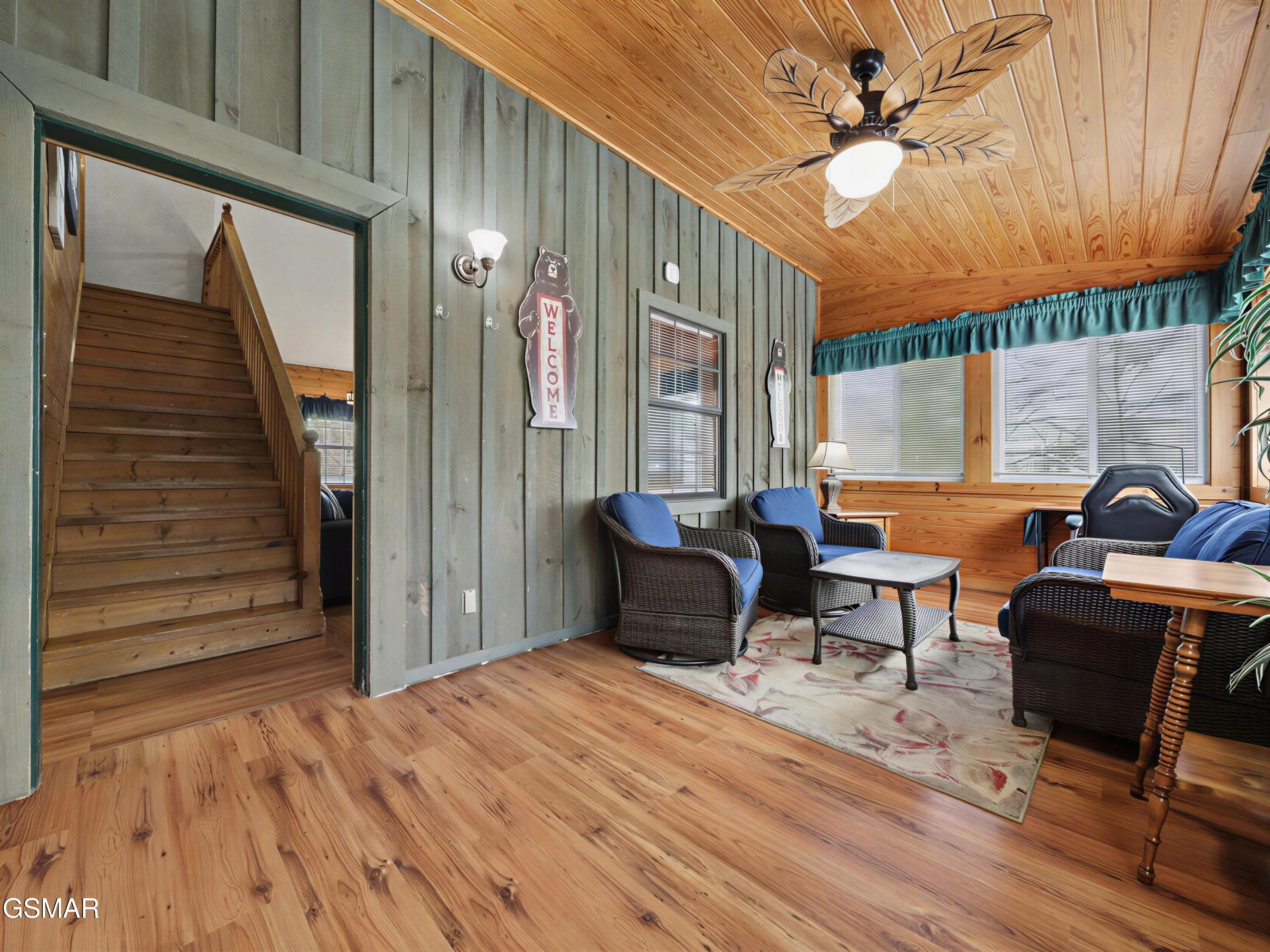 3421 Shelnutt Way