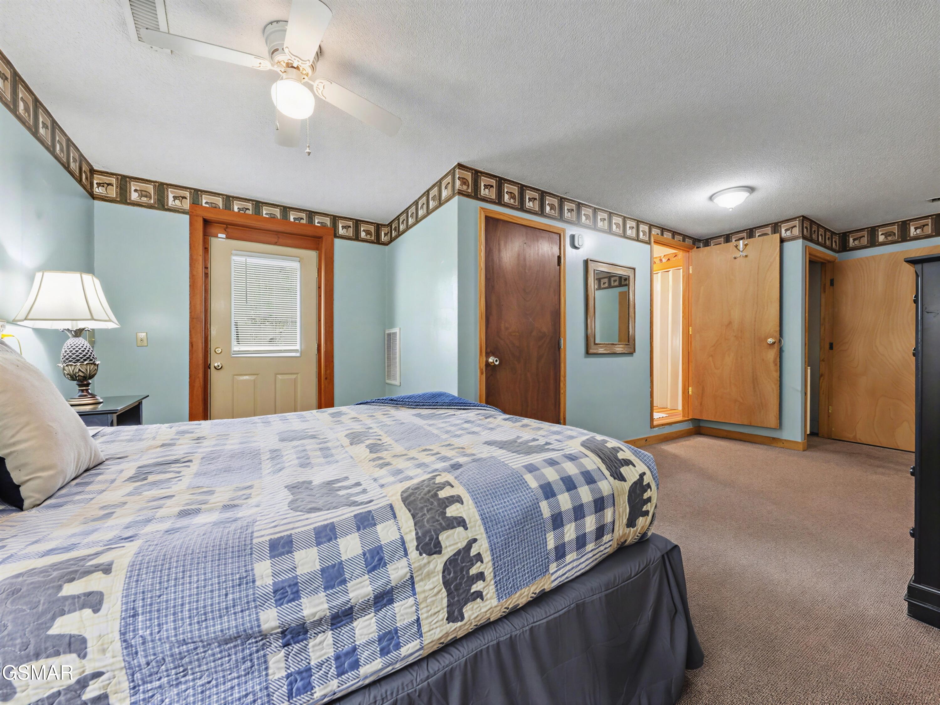 3421 Shelnutt Way