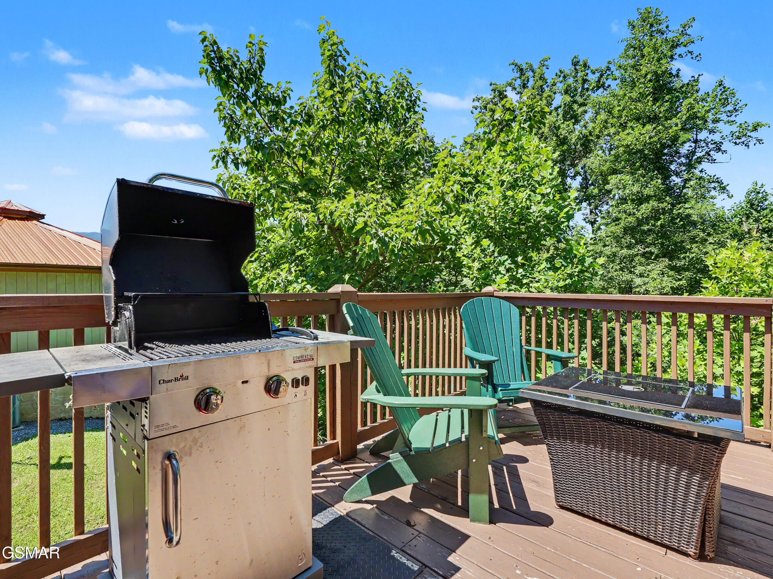 717 Valley View Lane