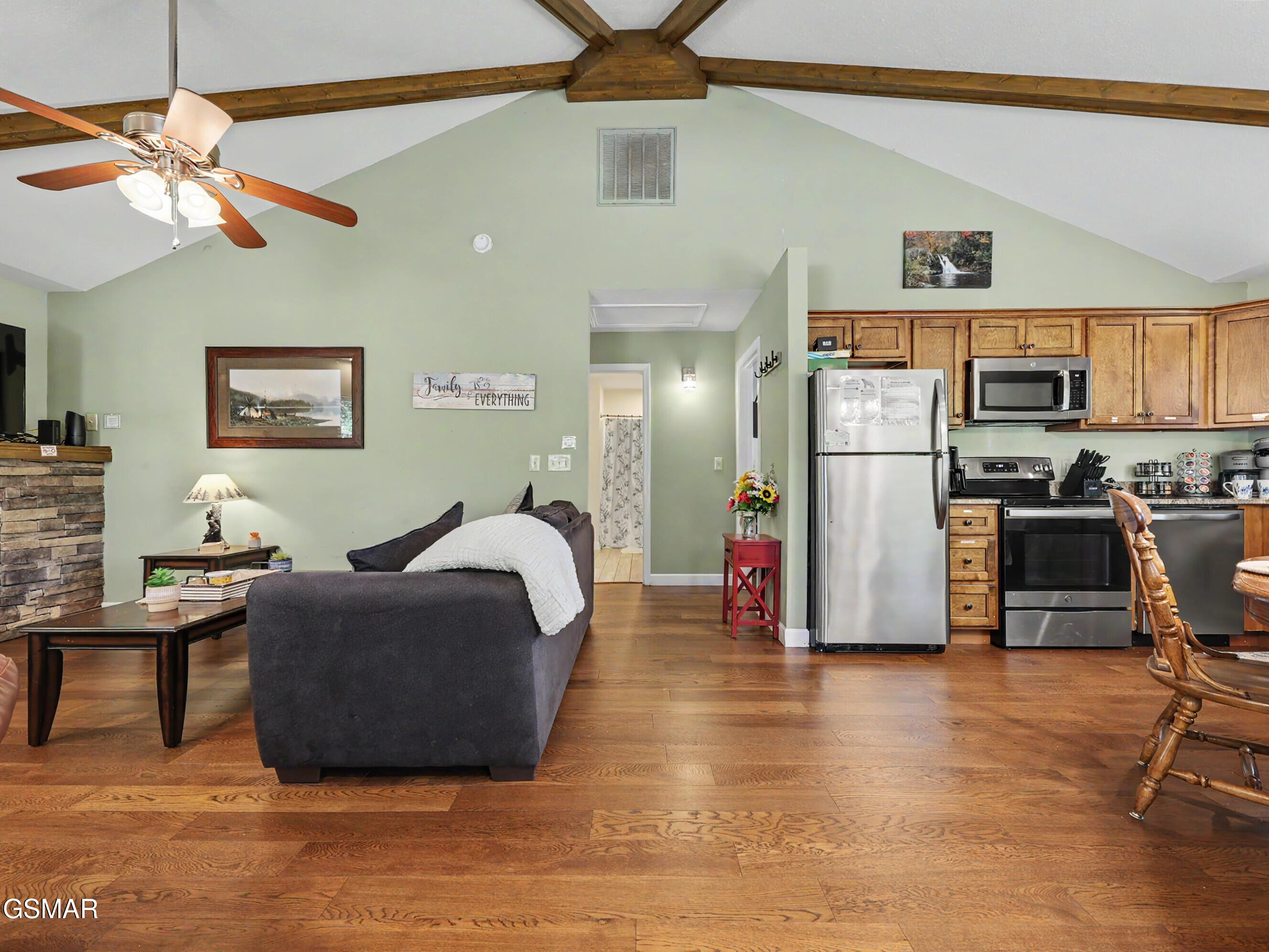 717 Valley View Lane