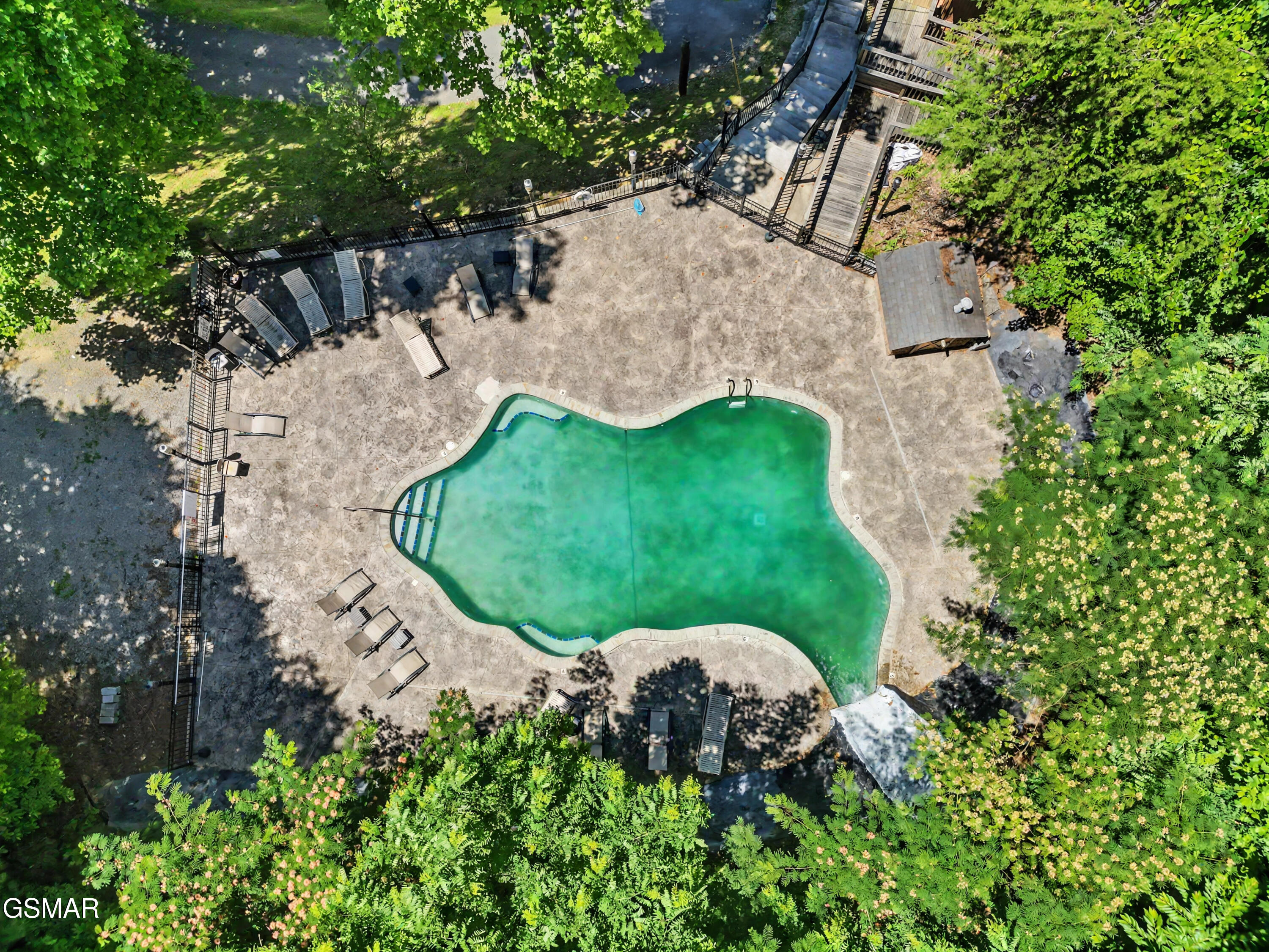 717 Valley View Lane