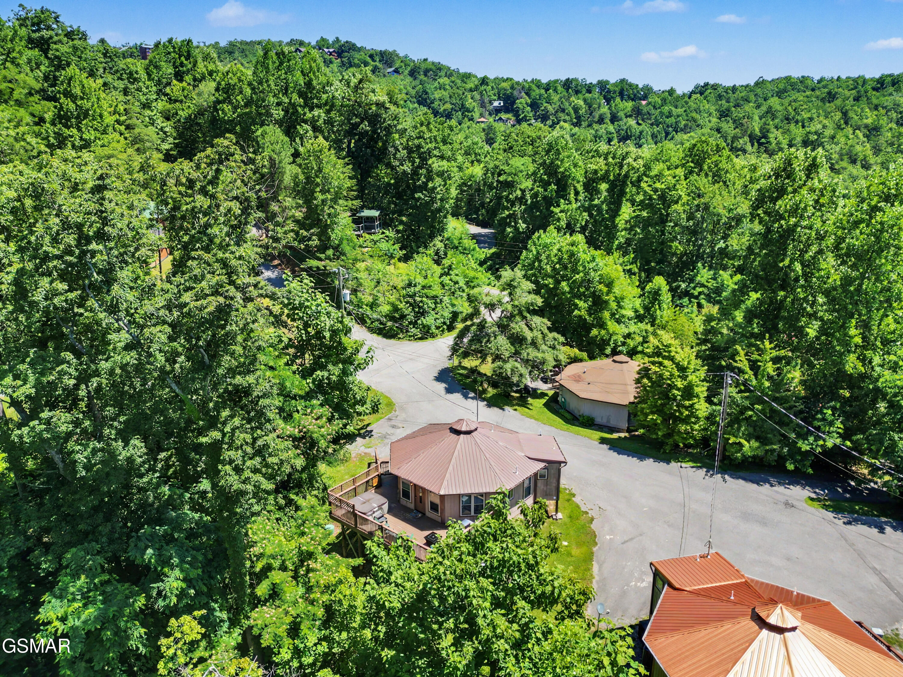 717 Valley View Lane