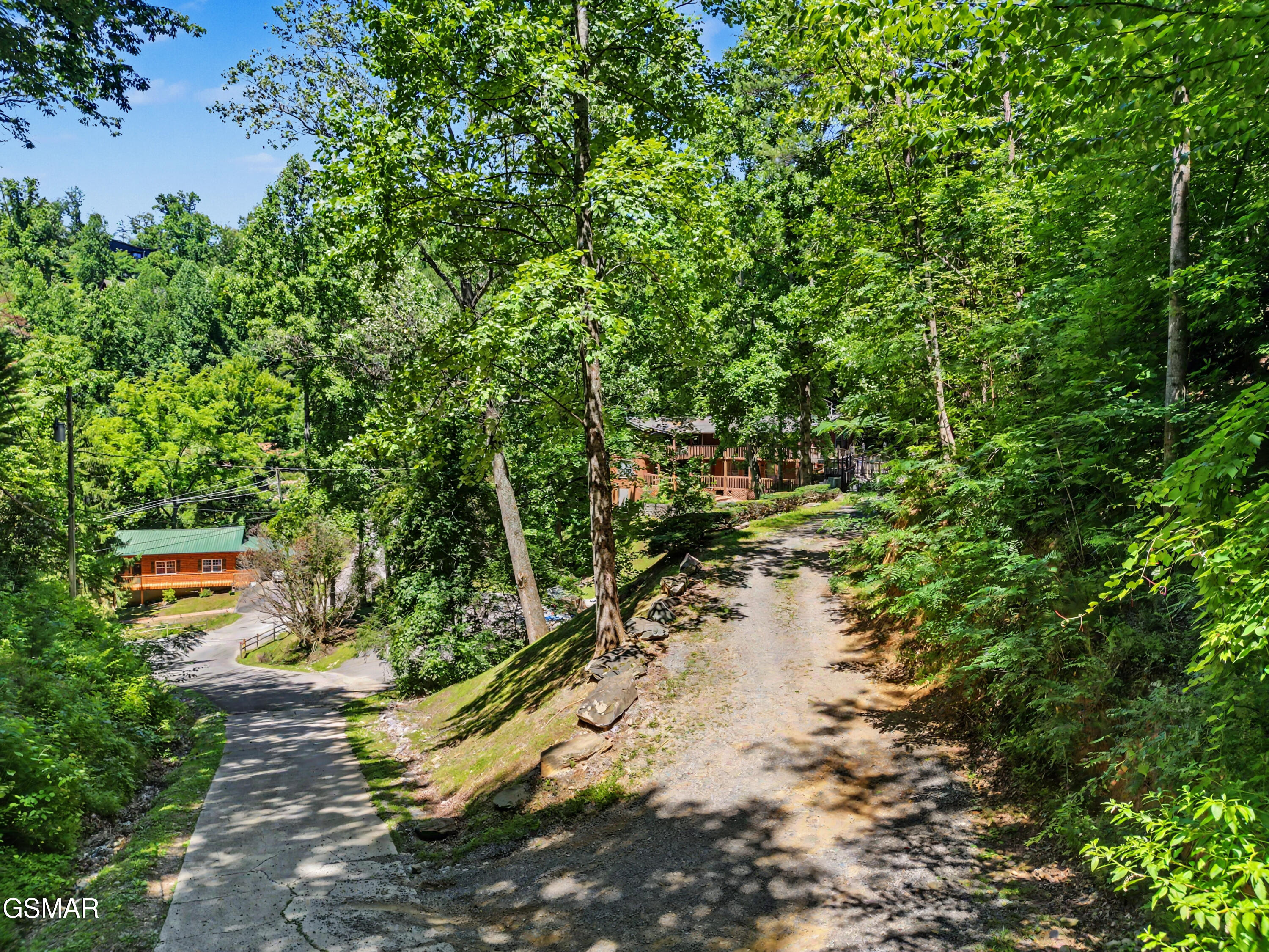 717 Valley View Lane