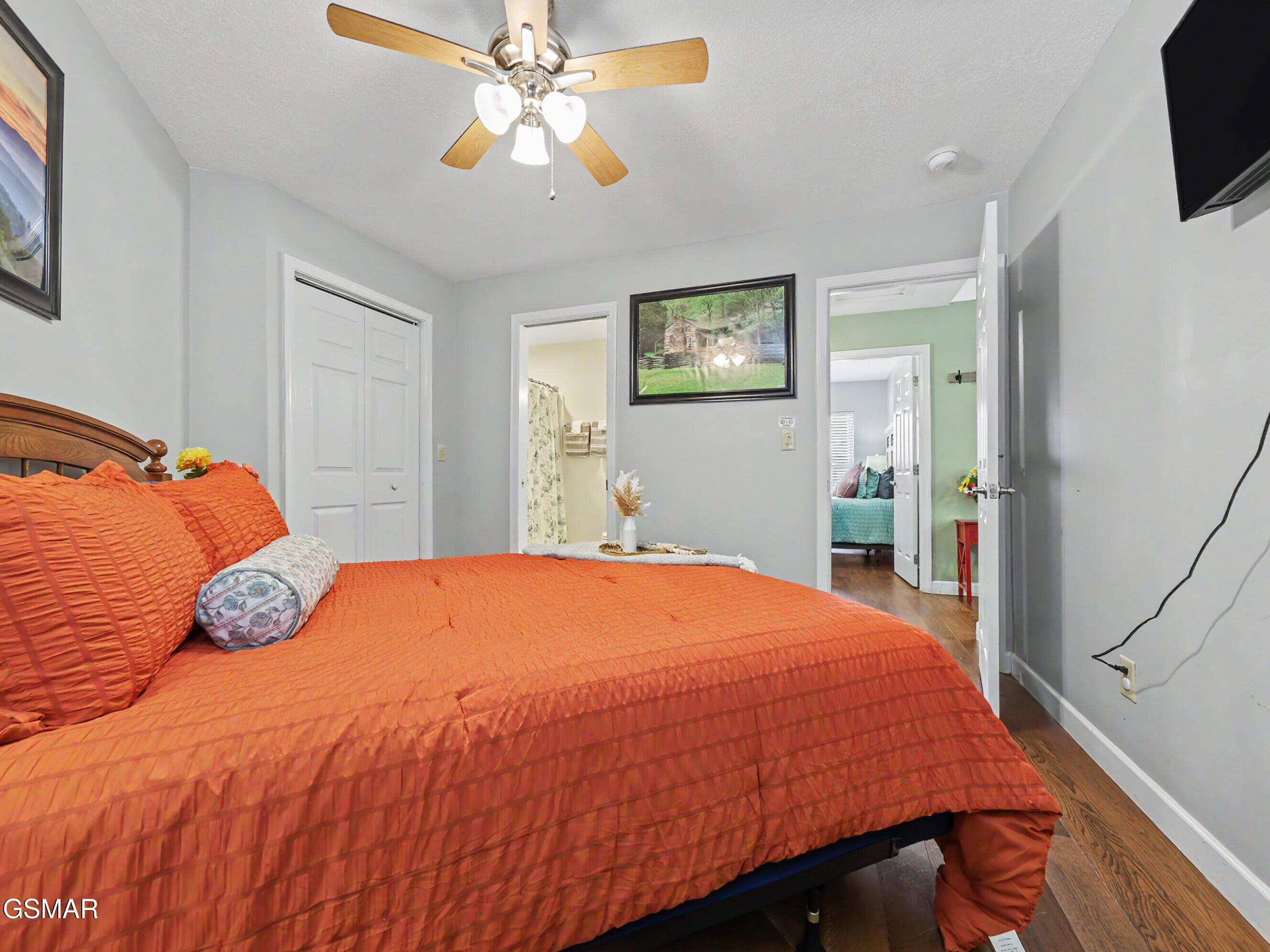 717 Valley View Lane