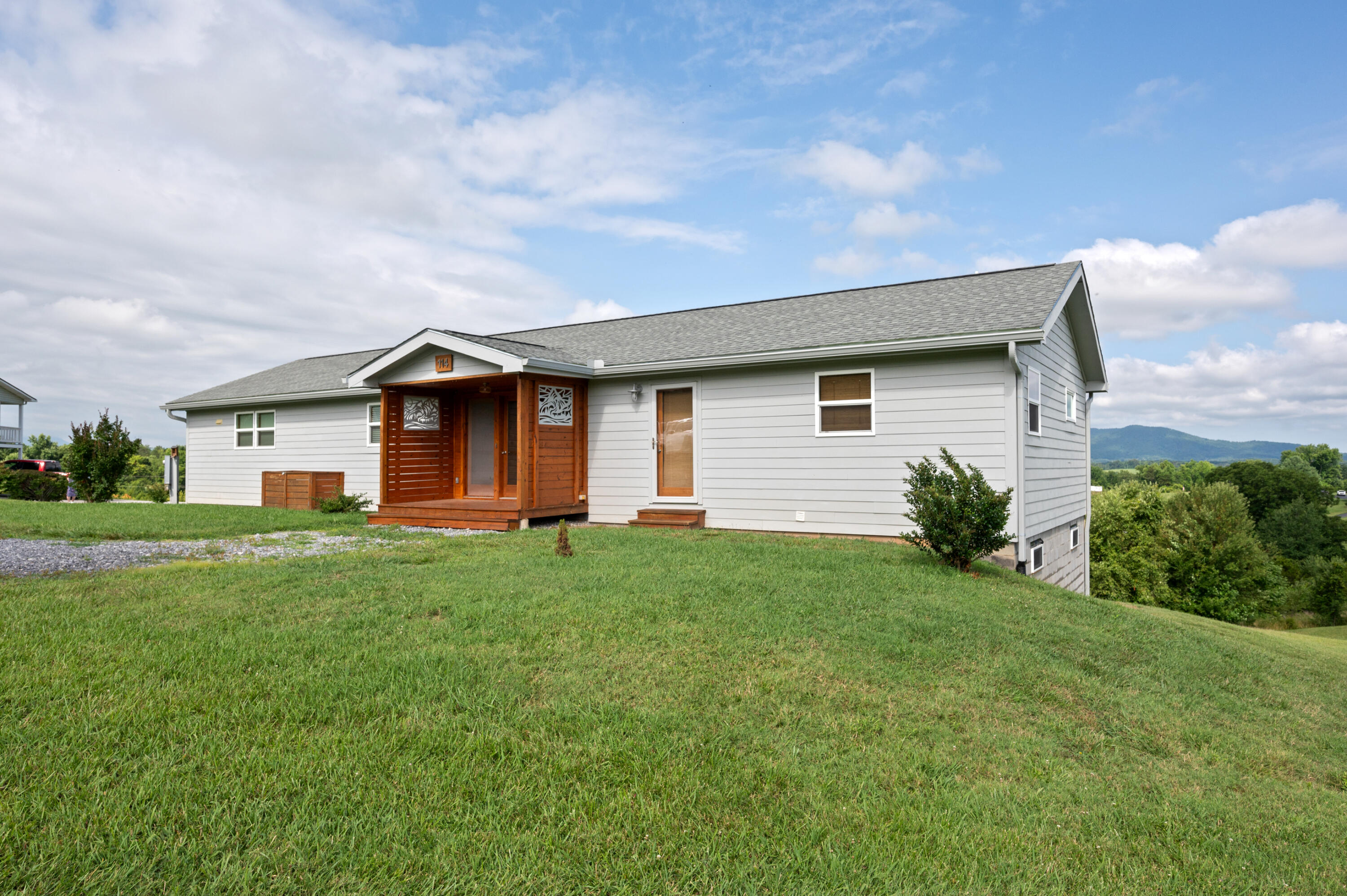 114 Amaryllis Road