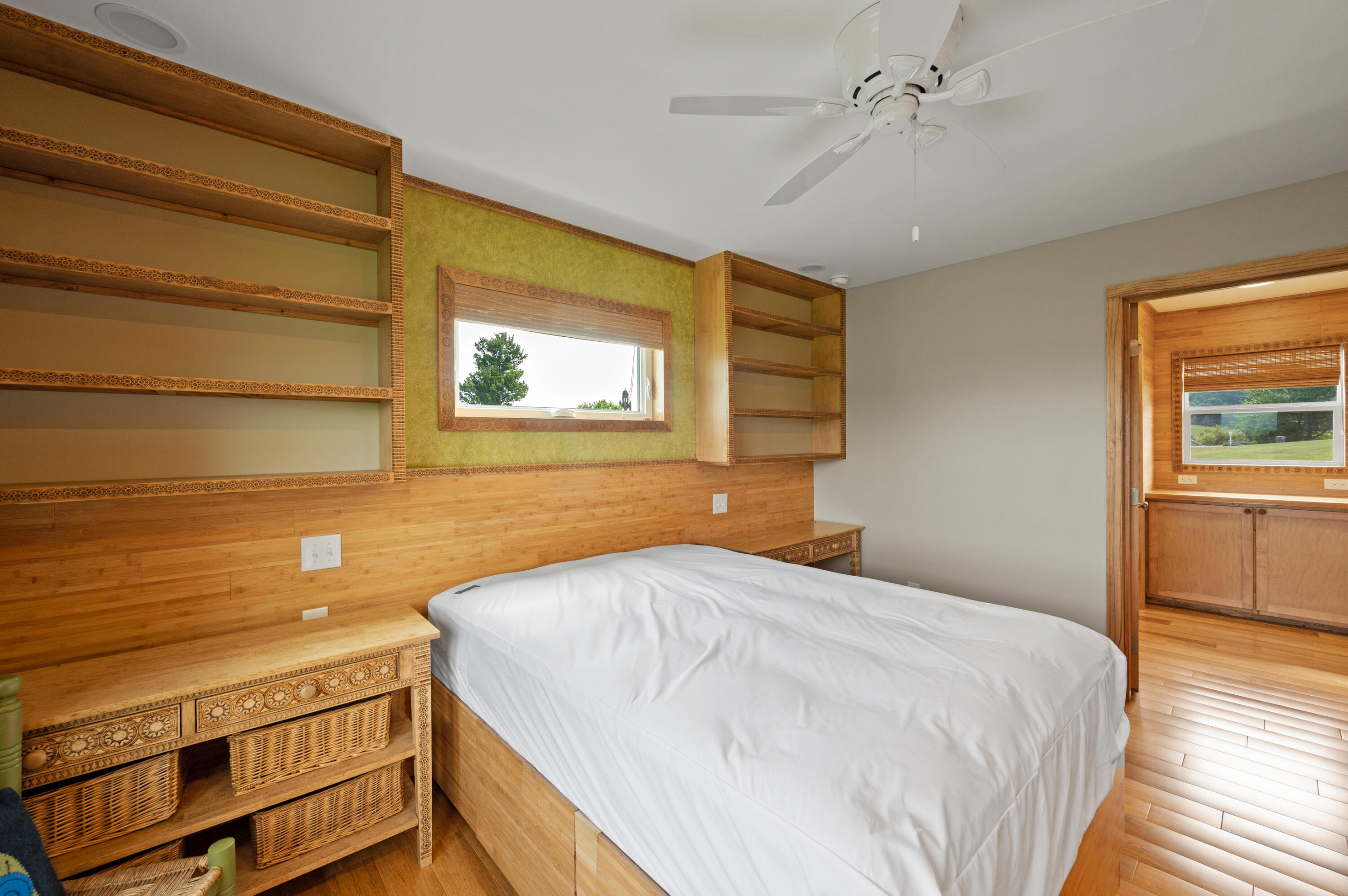 114 Amaryllis Road