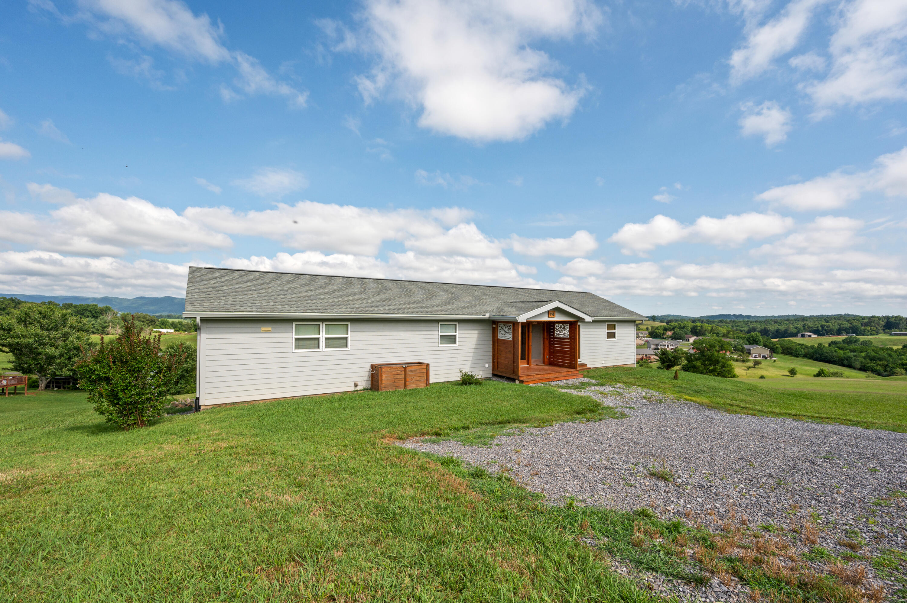 114 Amaryllis Road