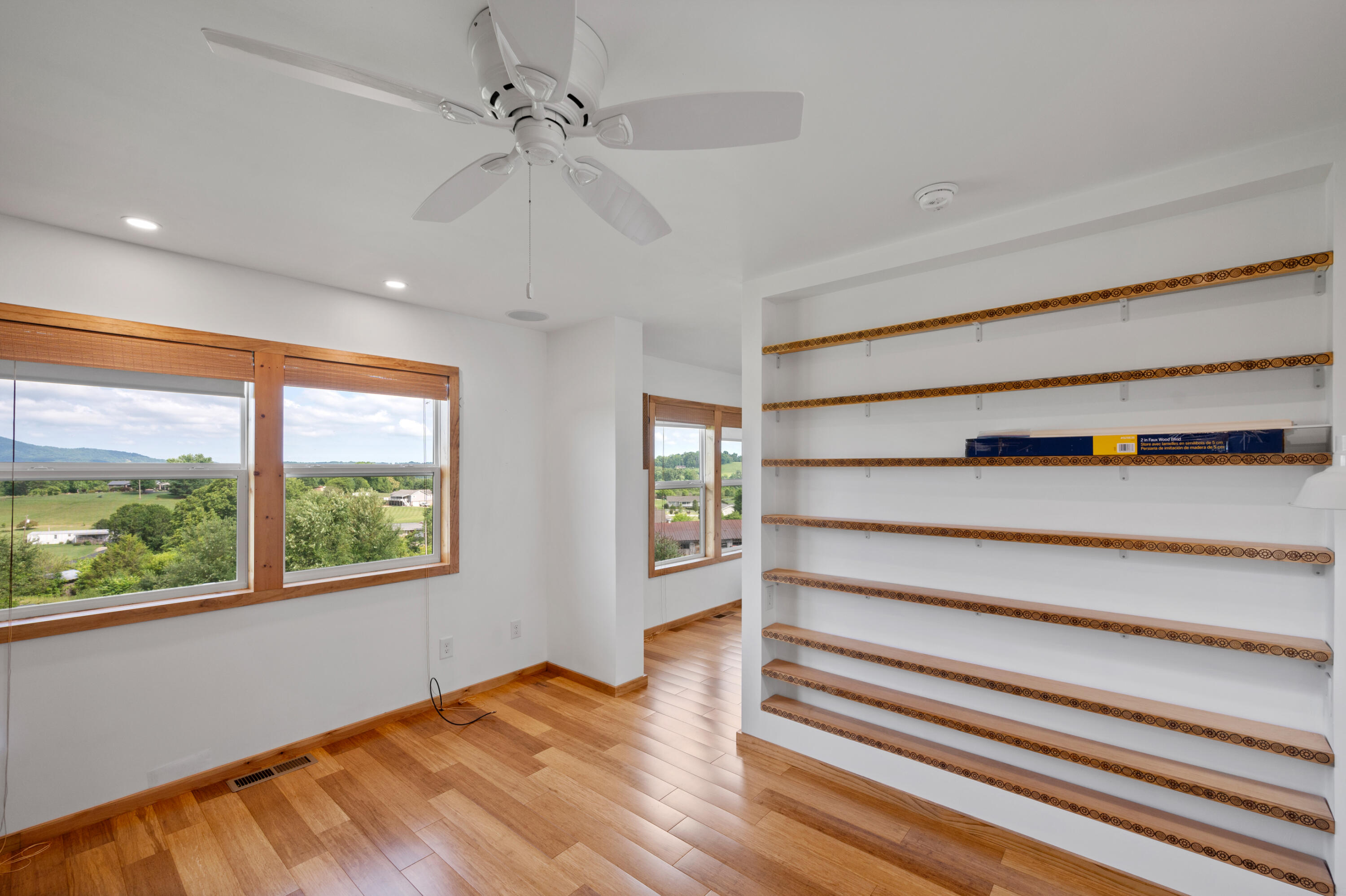 114 Amaryllis Road