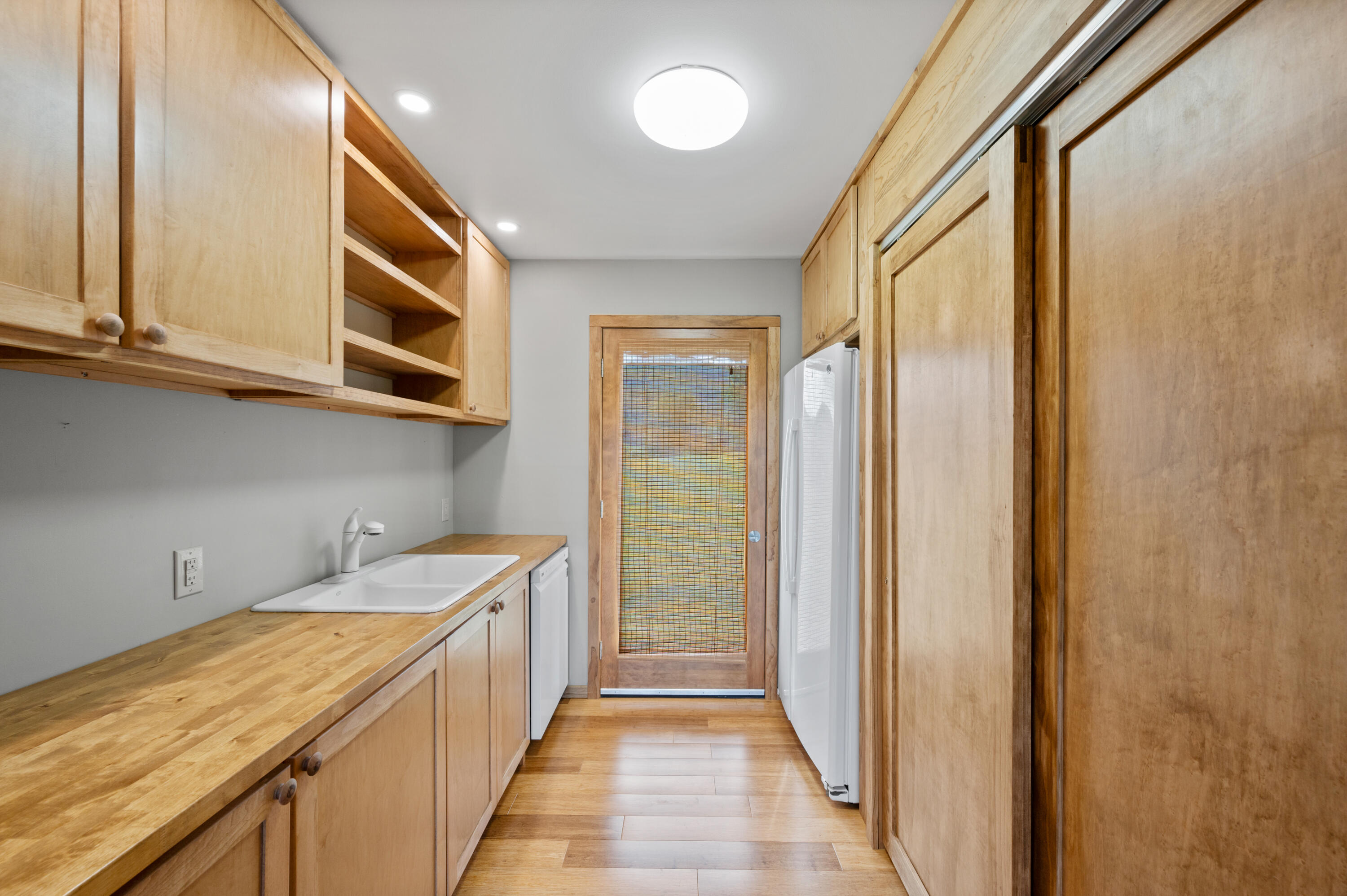 114 Amaryllis Road