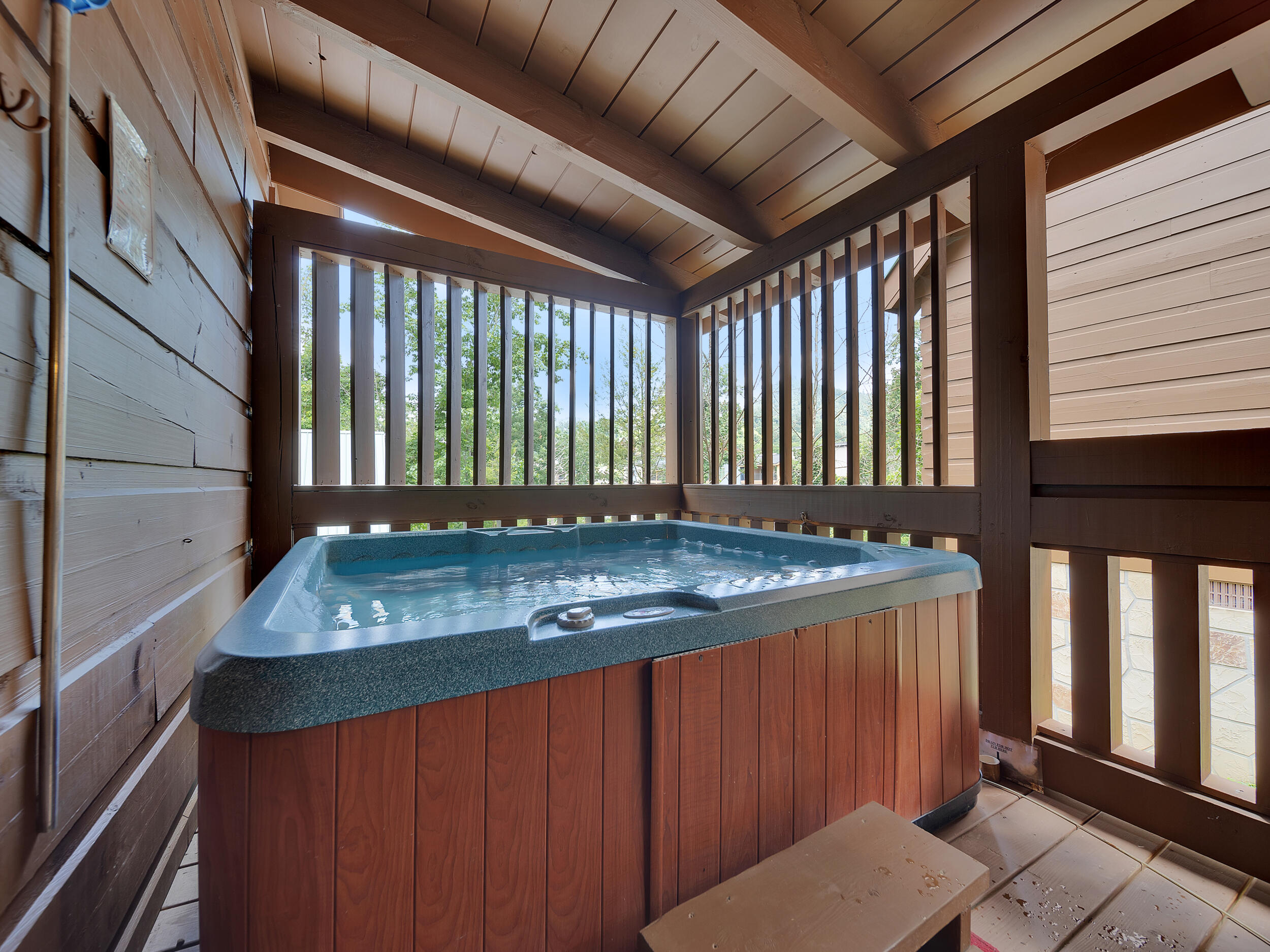 824 Eagle Cove Way