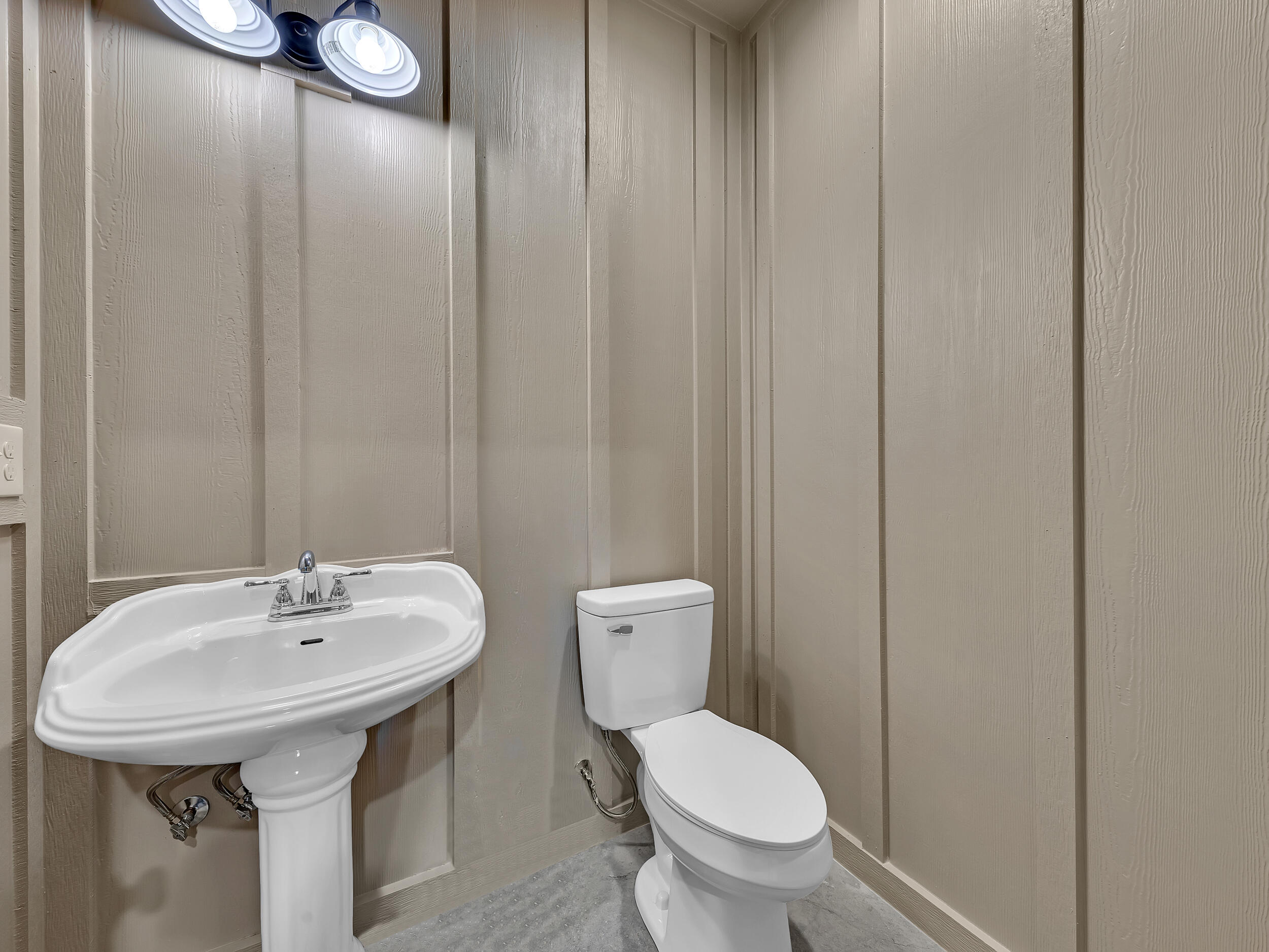 221 Chimney Tops Way