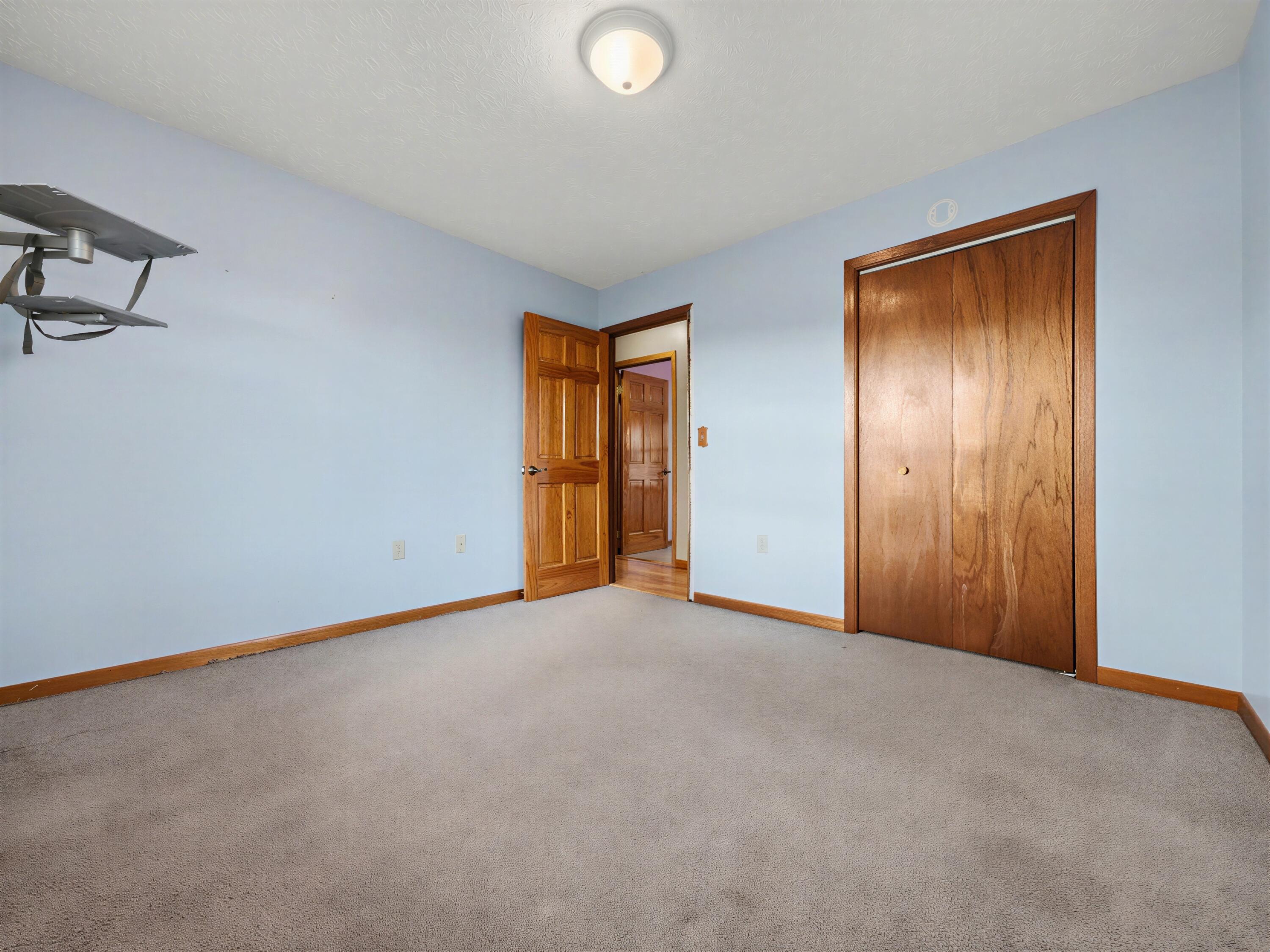 2456 Amanda Lane