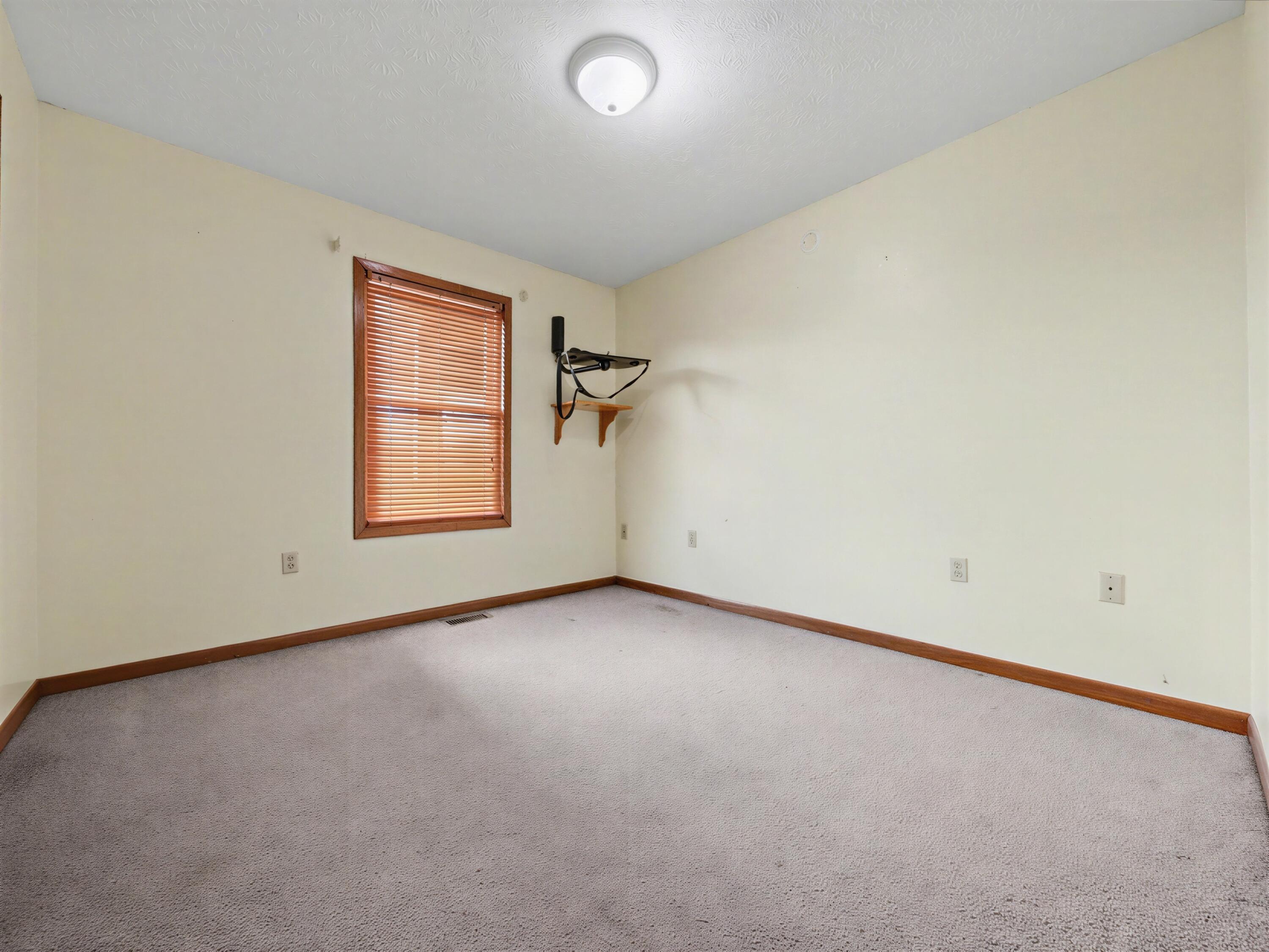 2456 Amanda Lane
