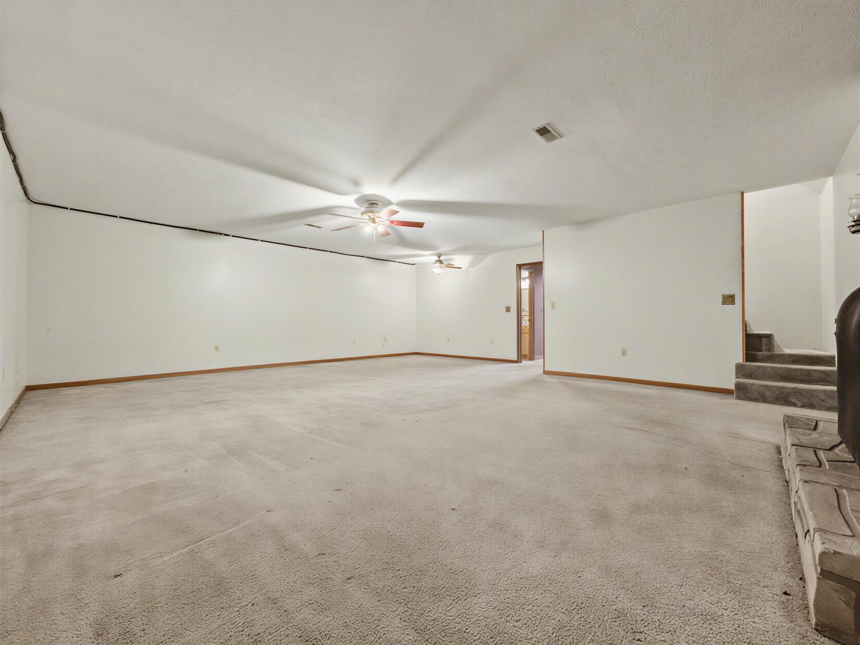 2456 Amanda Lane