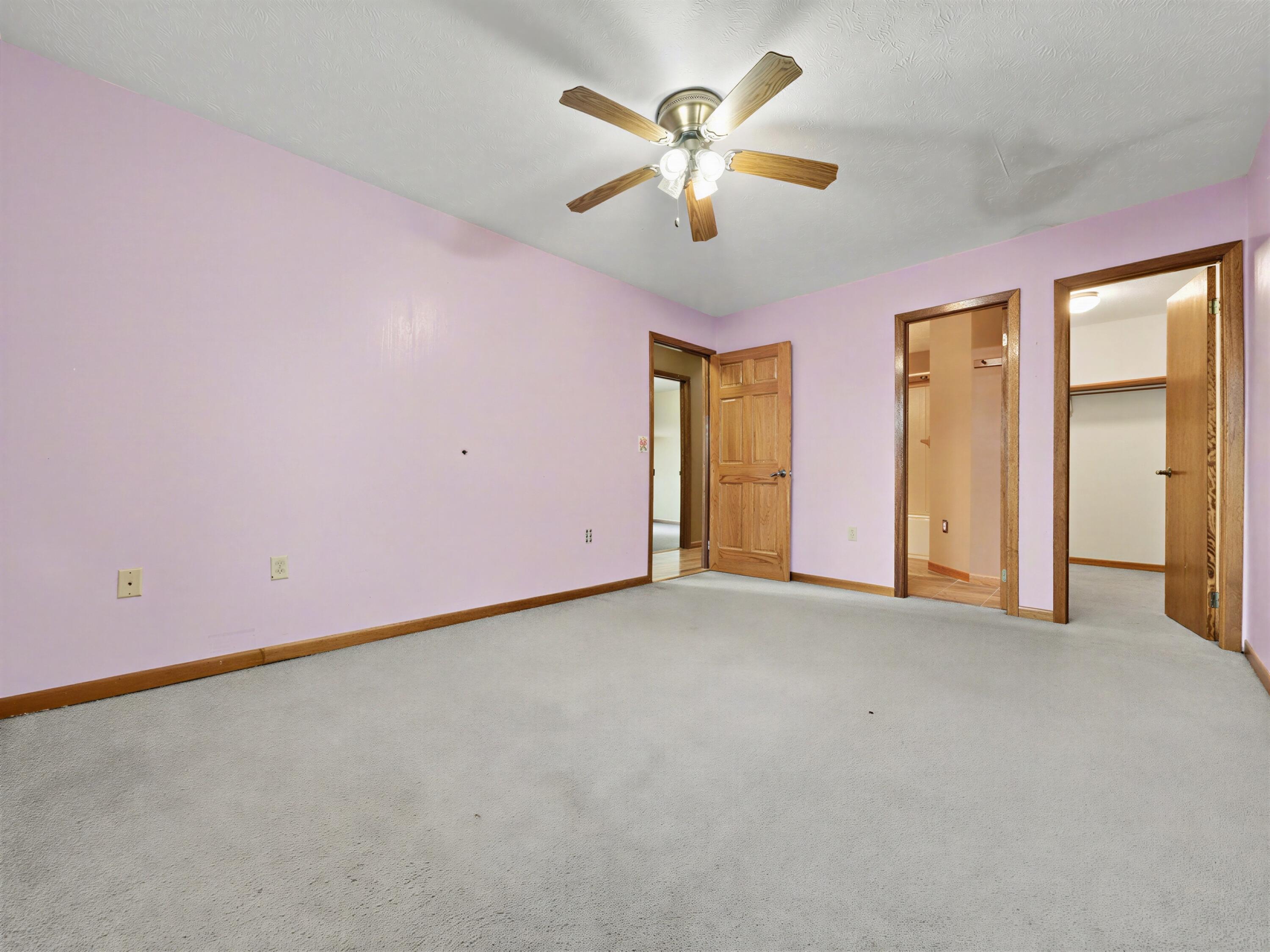 2456 Amanda Lane