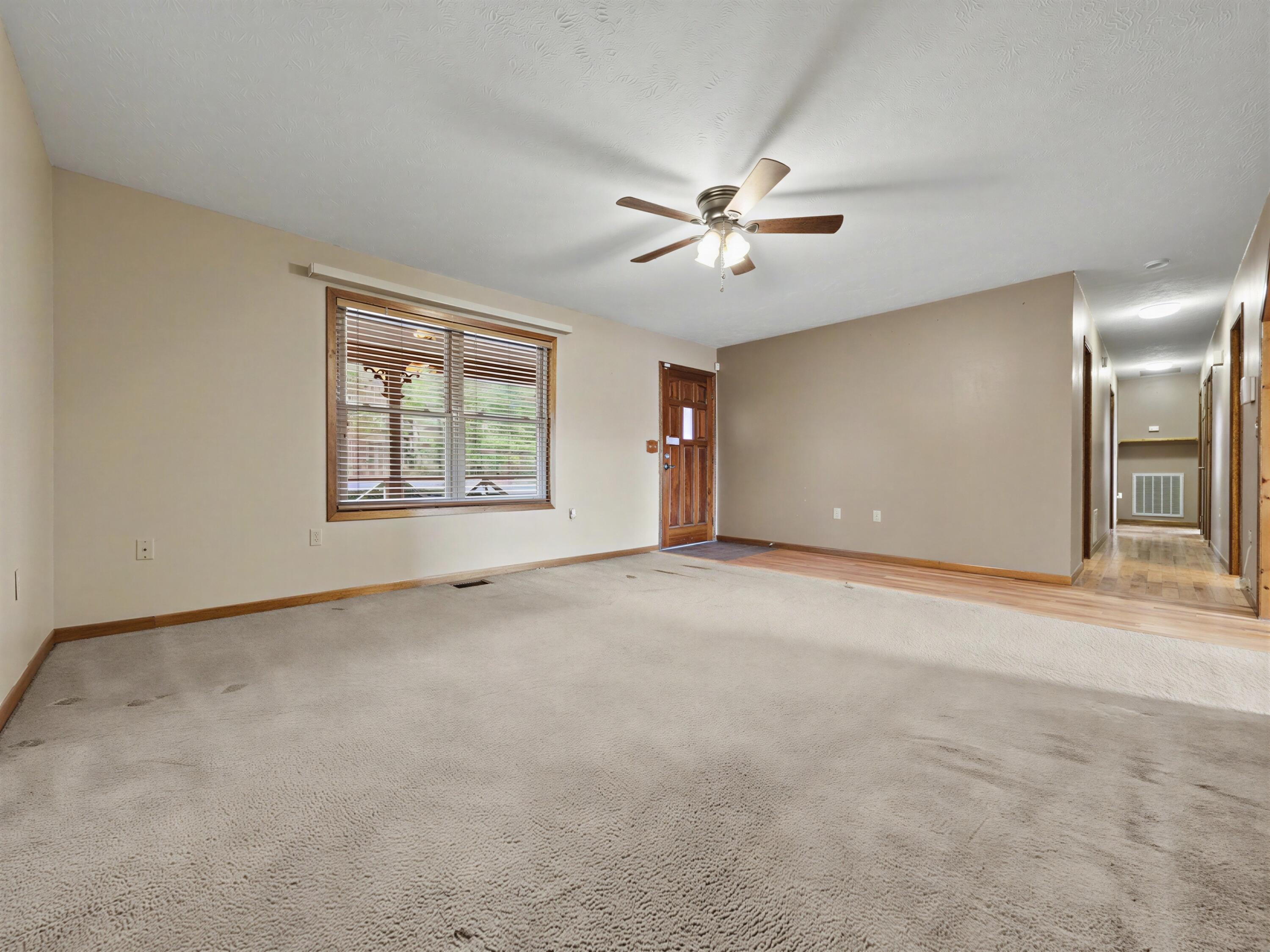 2456 Amanda Lane