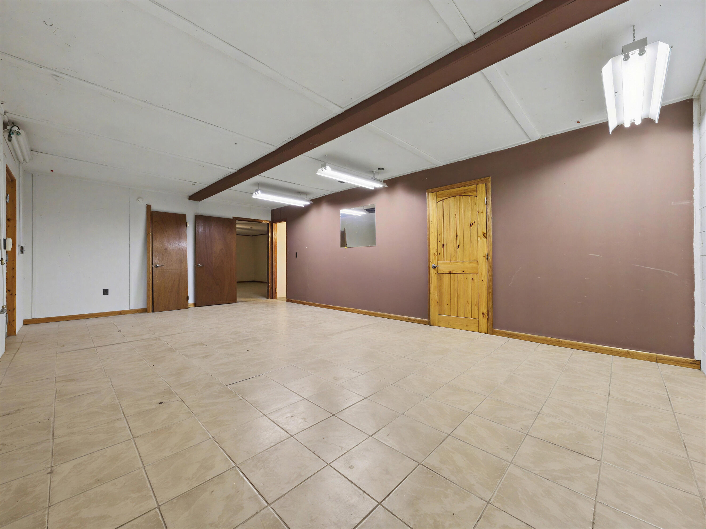 2456 Amanda Lane