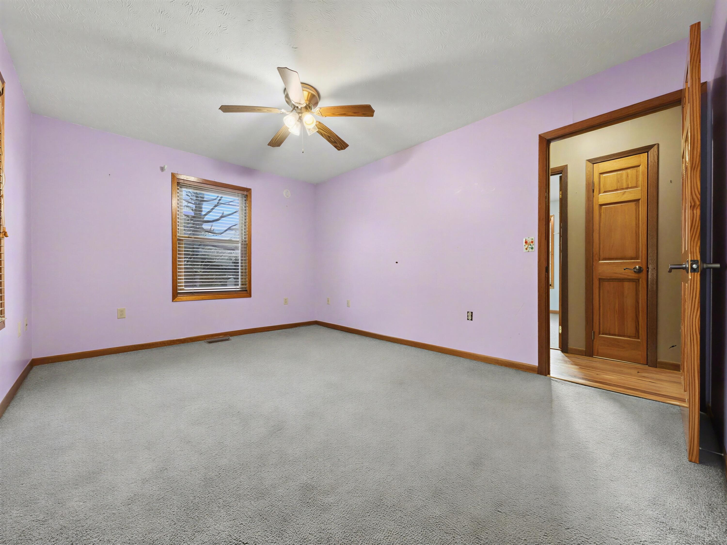 2456 Amanda Lane