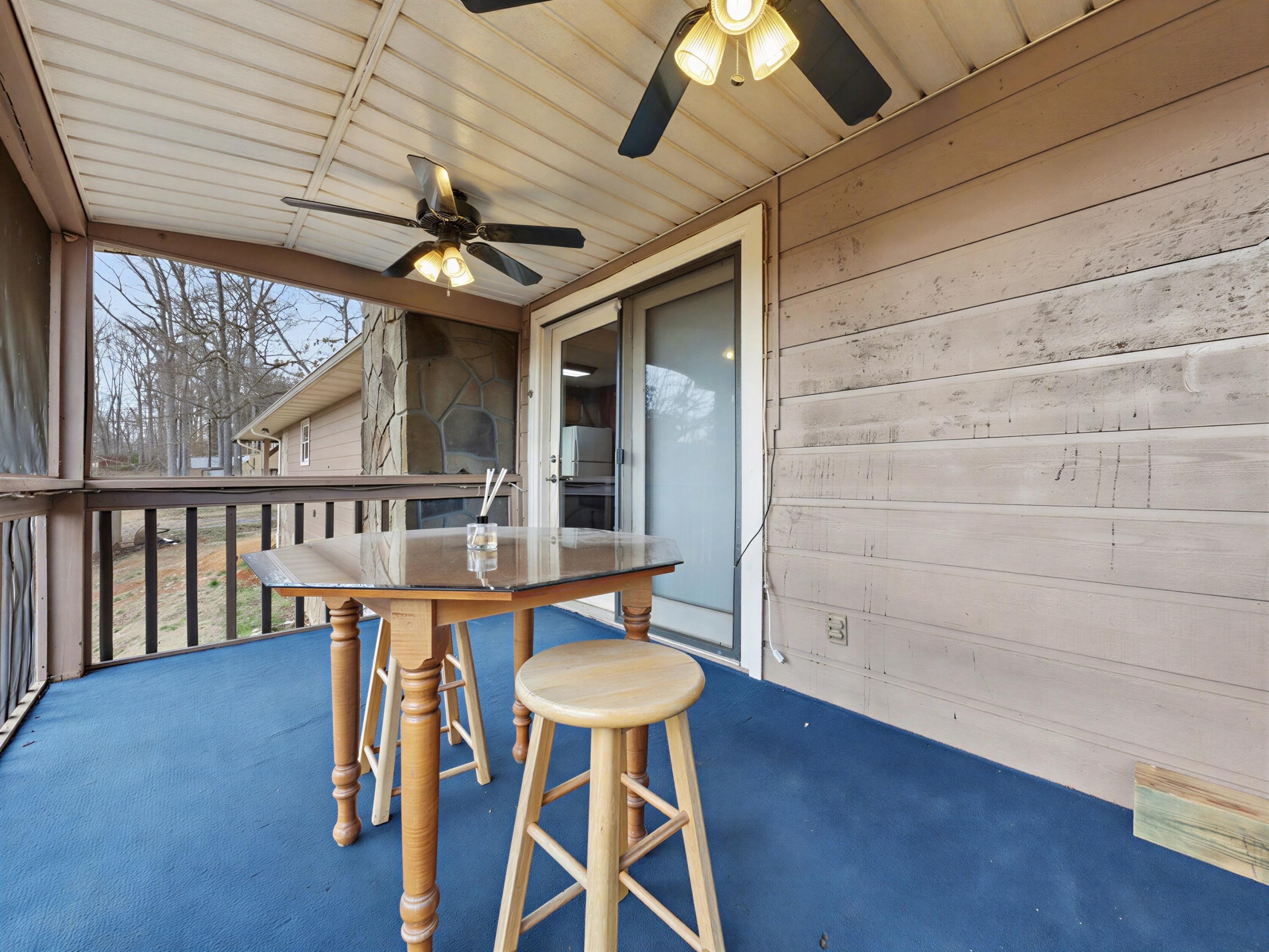 2456 Amanda Lane