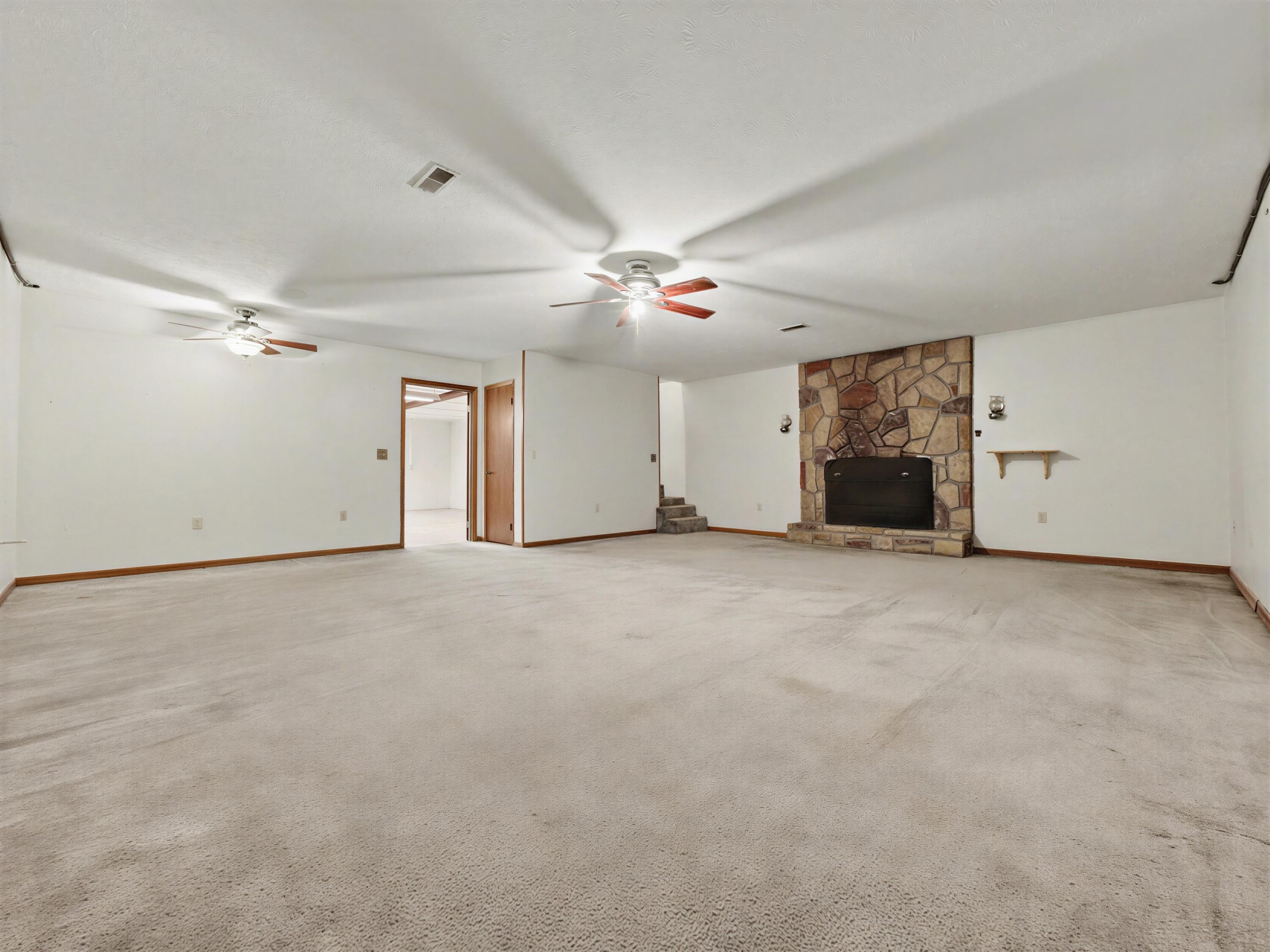 2456 Amanda Lane