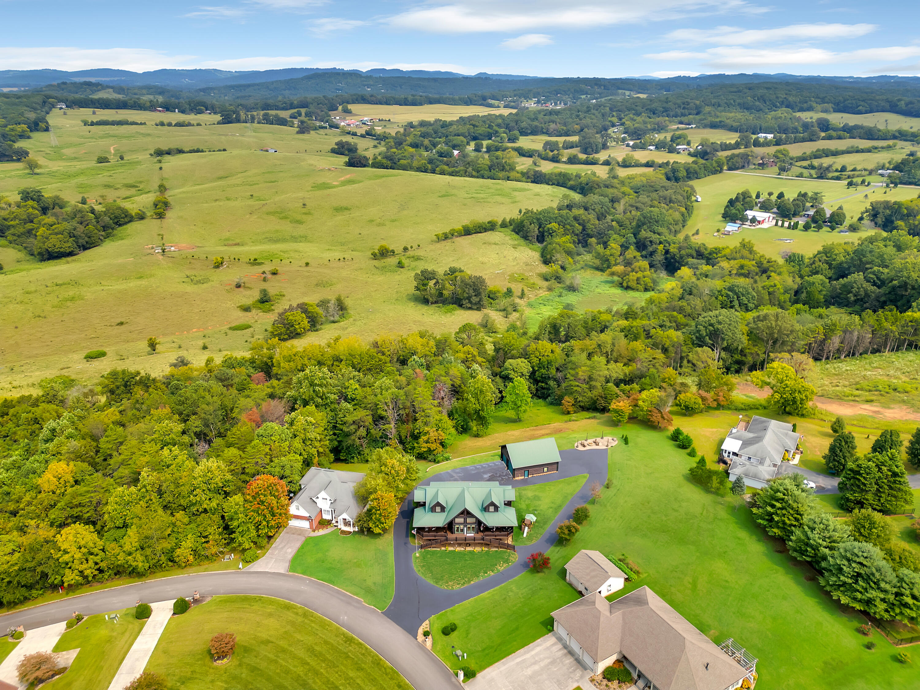 838 Pinnacle Drive