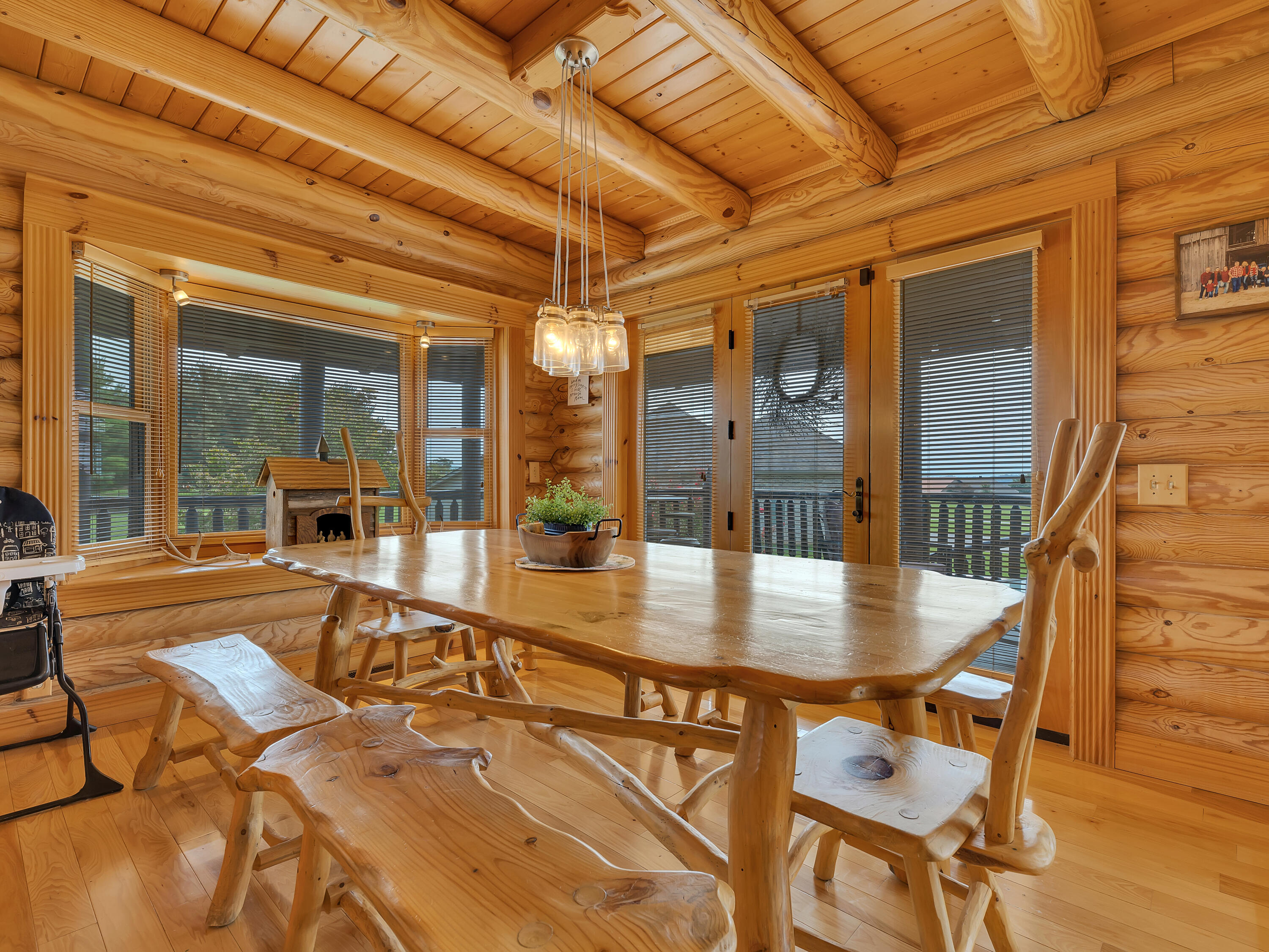 838 Pinnacle Drive