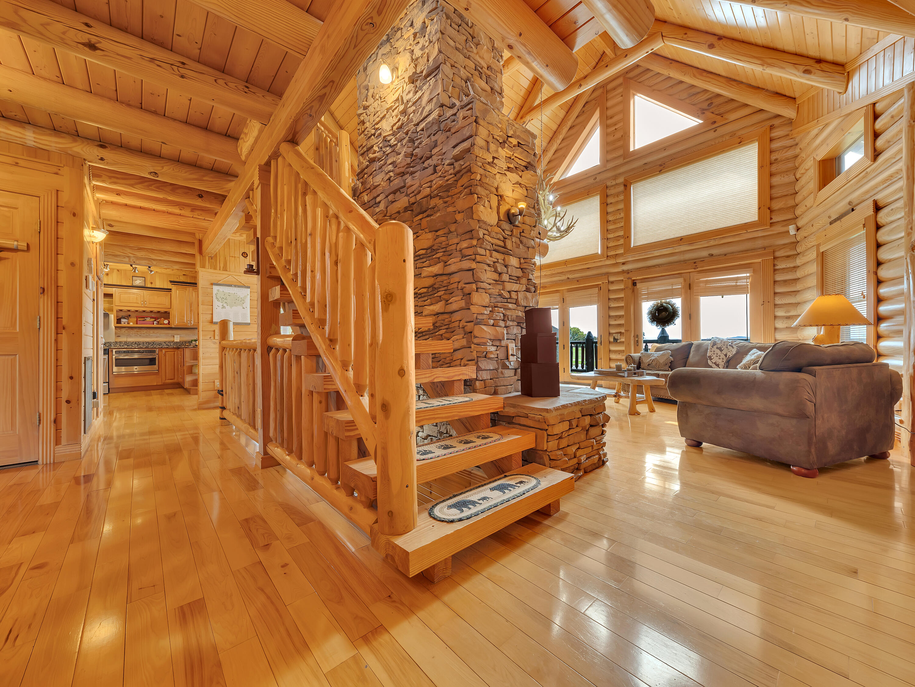 838 Pinnacle Drive