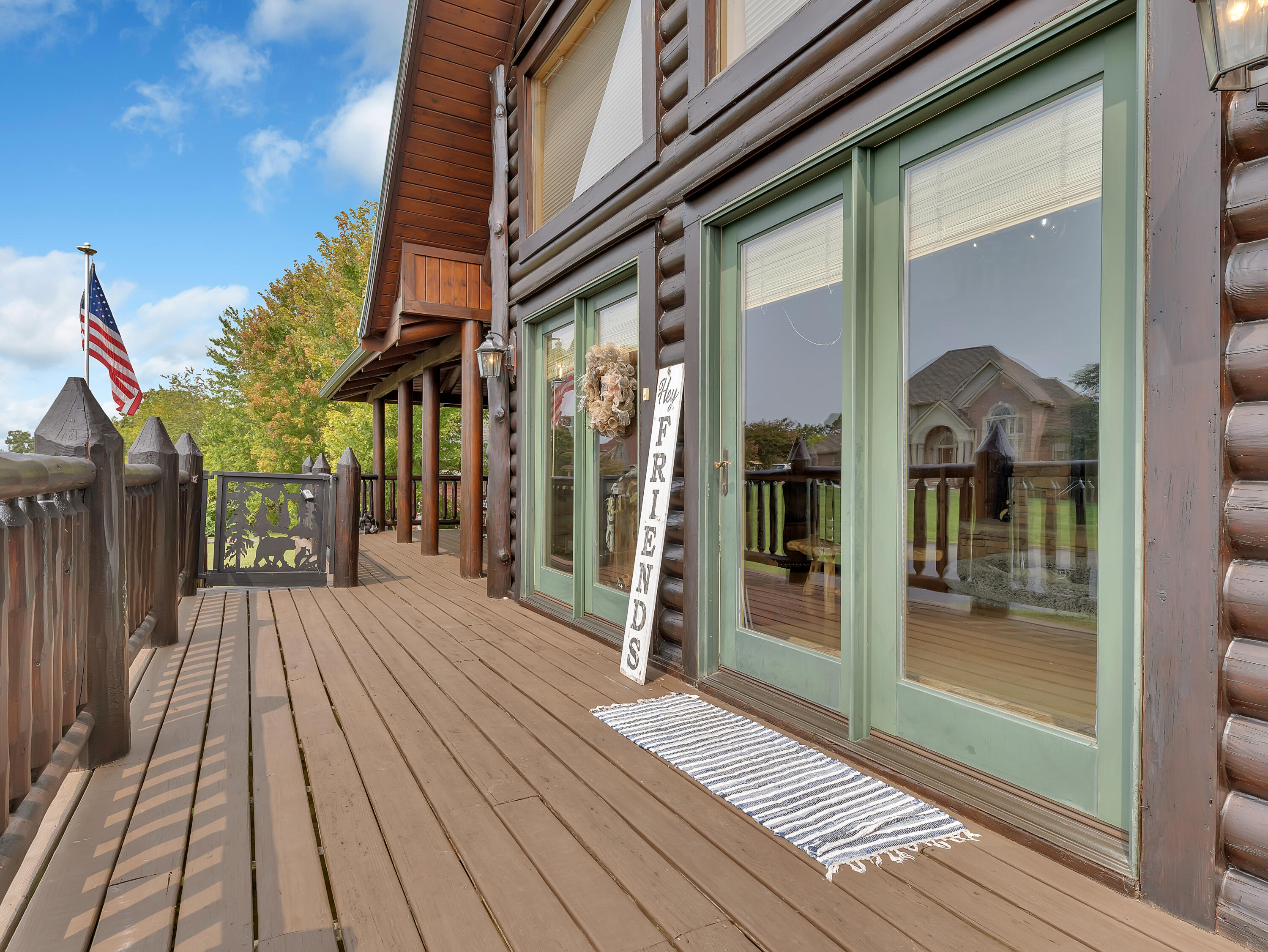 838 Pinnacle Drive