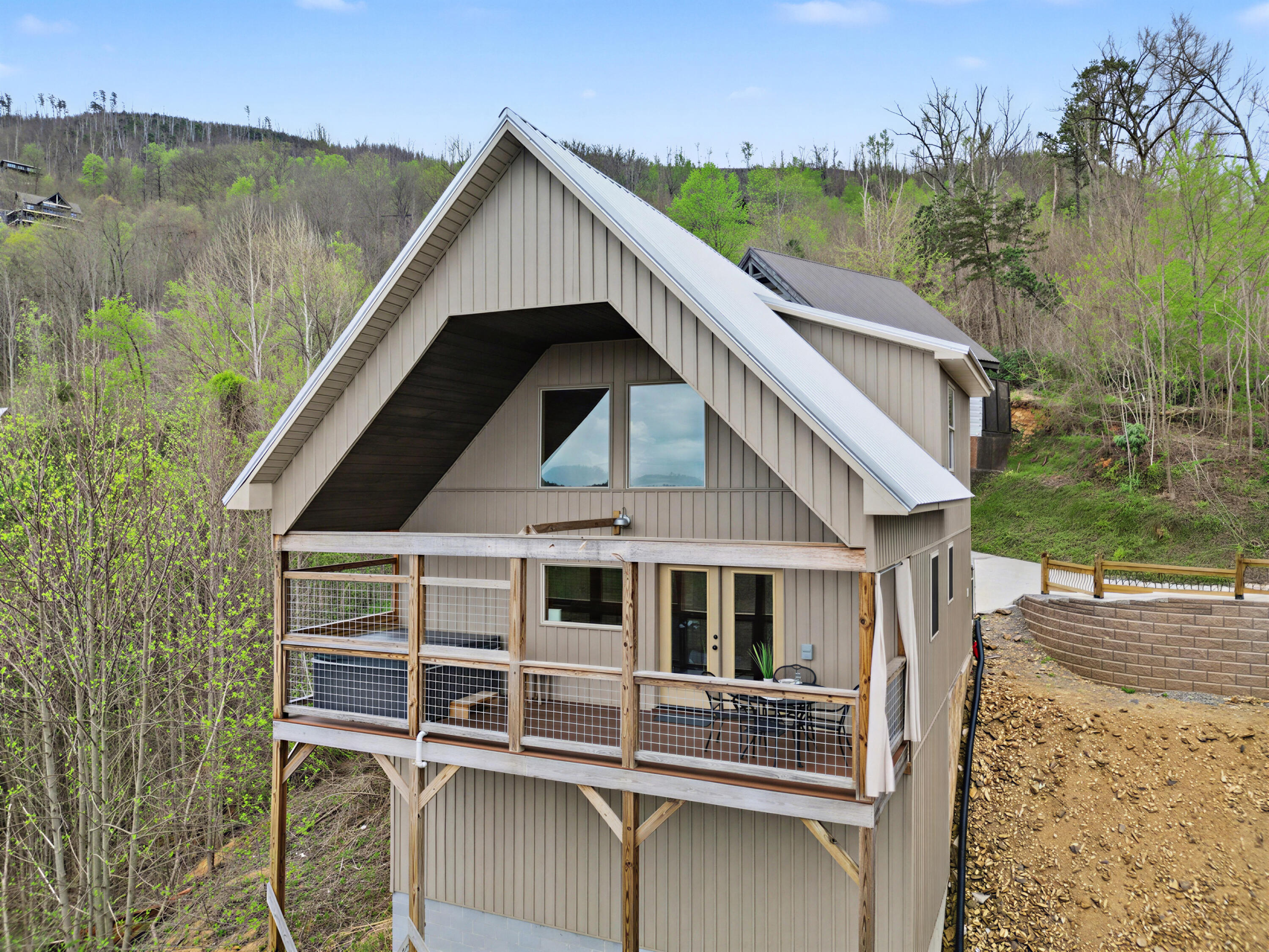 223 Chimney Tops Way