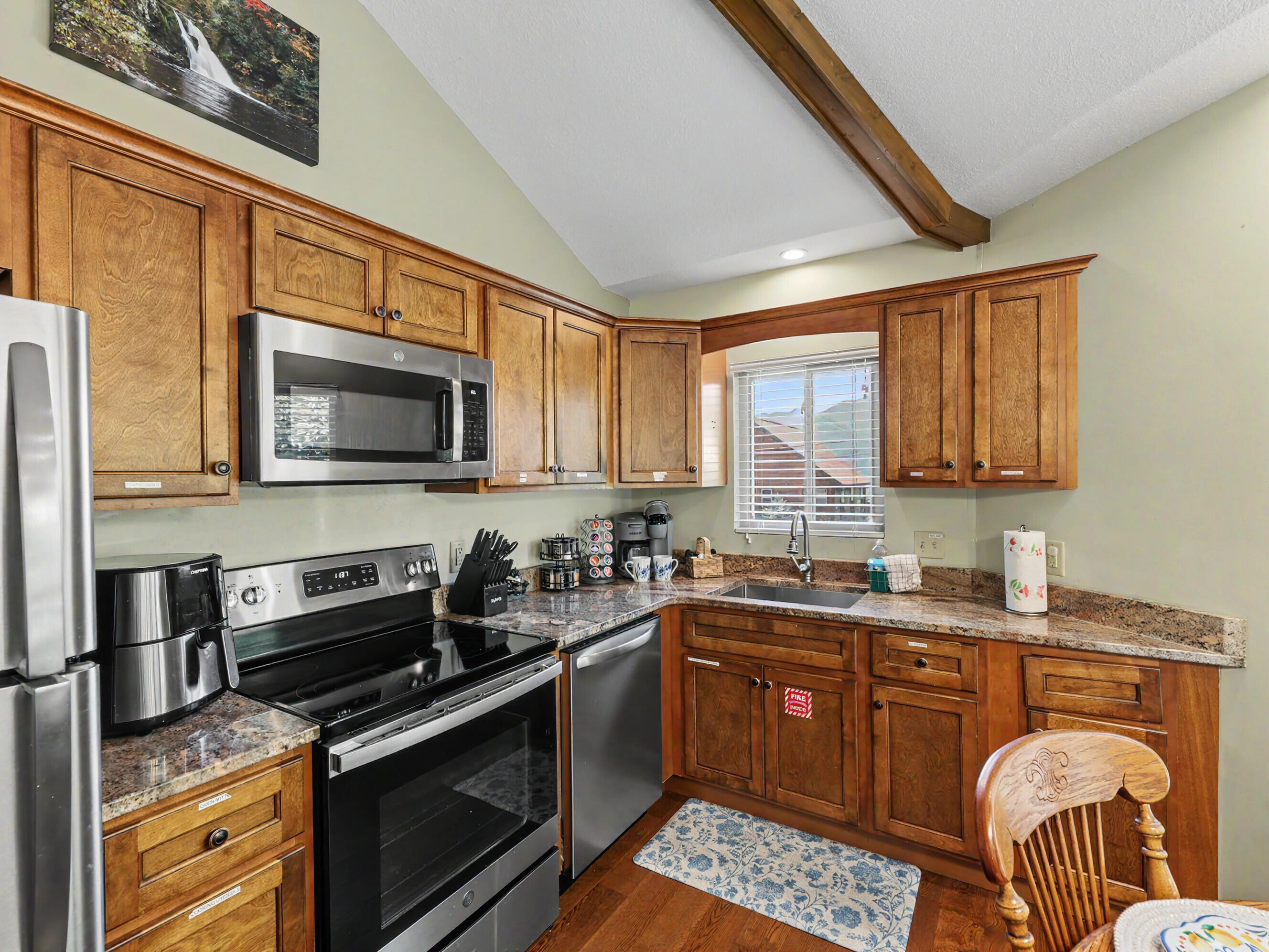 717 Valley View Lane