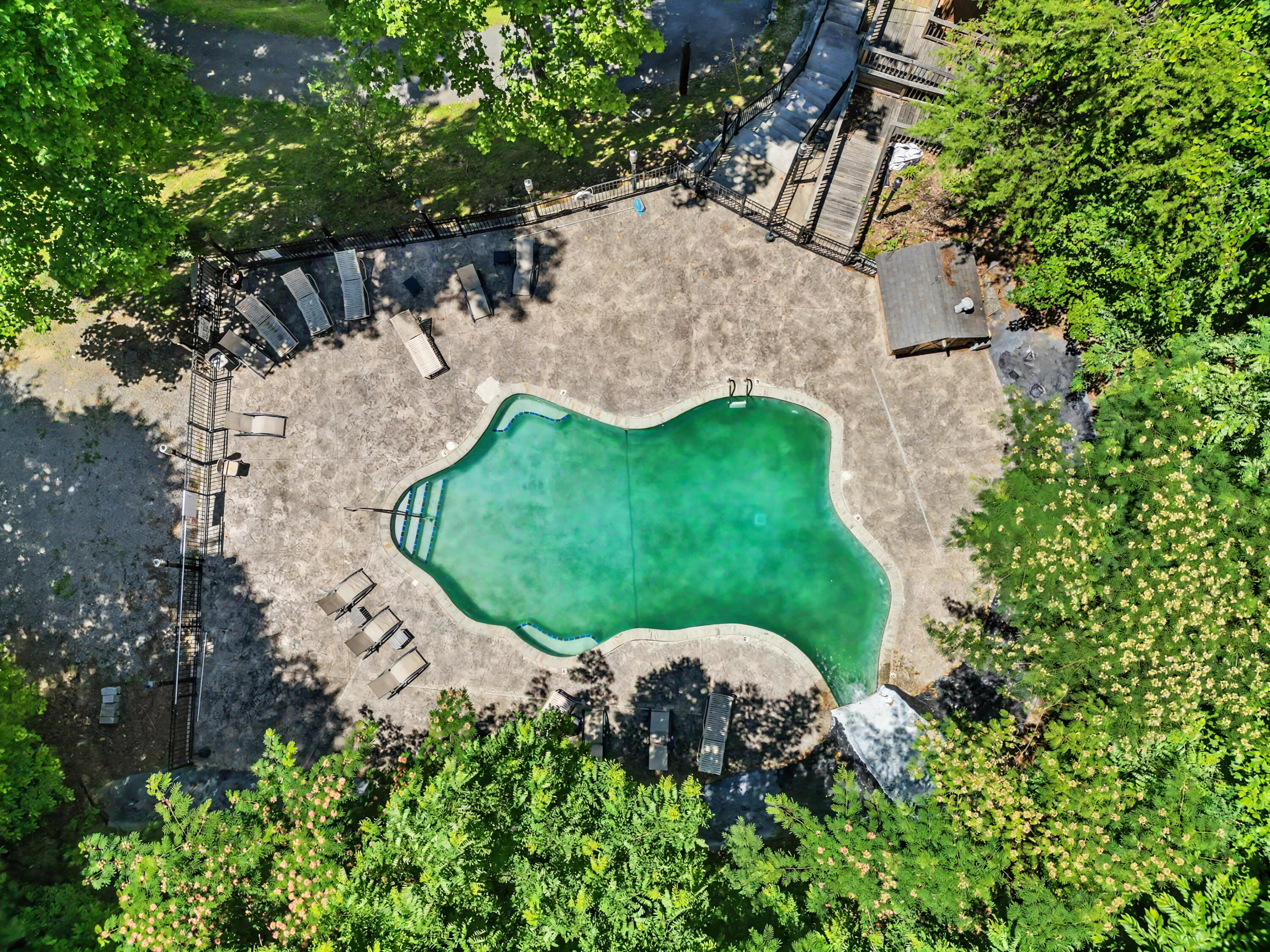 717 Valley View Lane