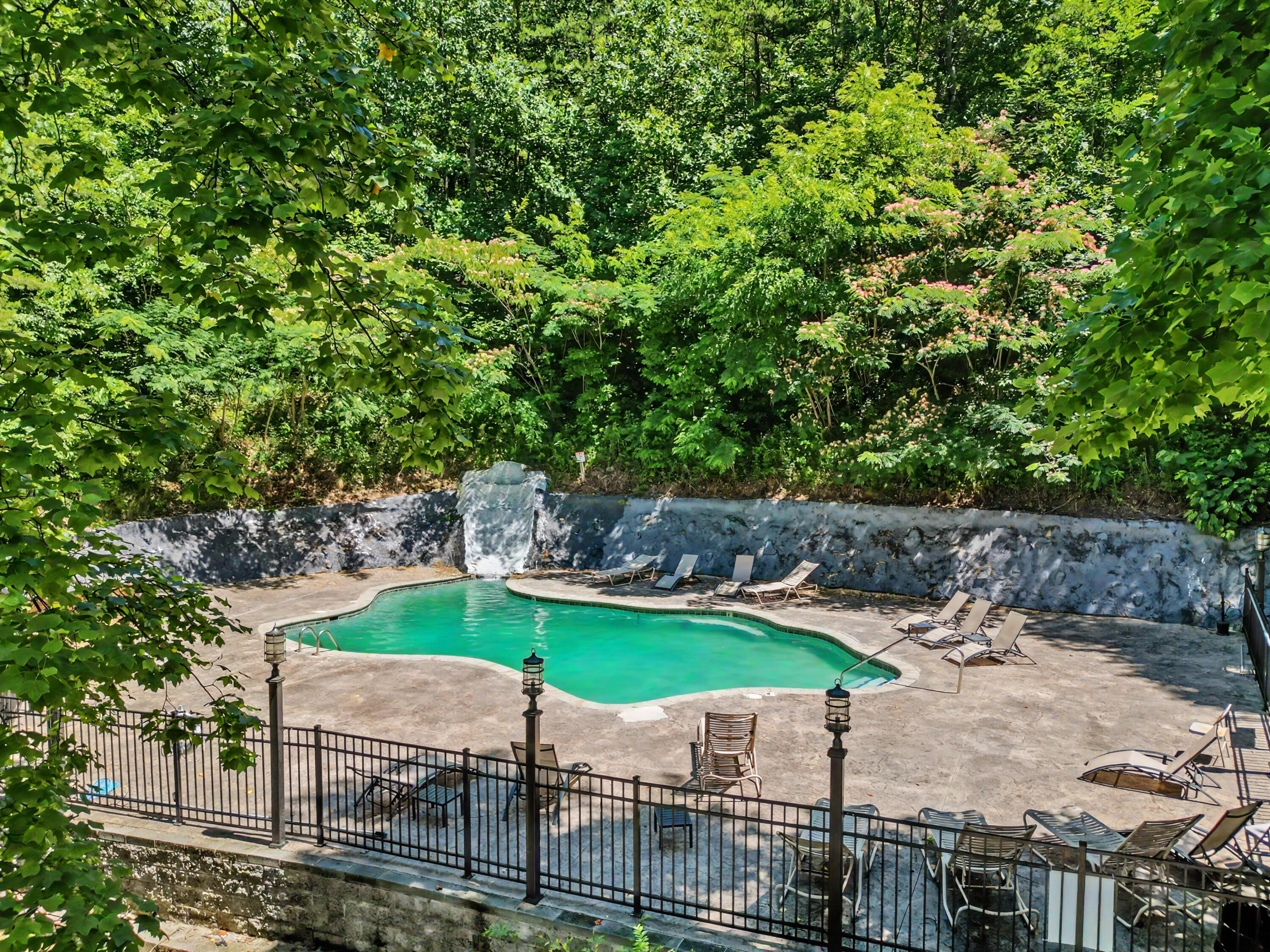 717 Valley View Lane