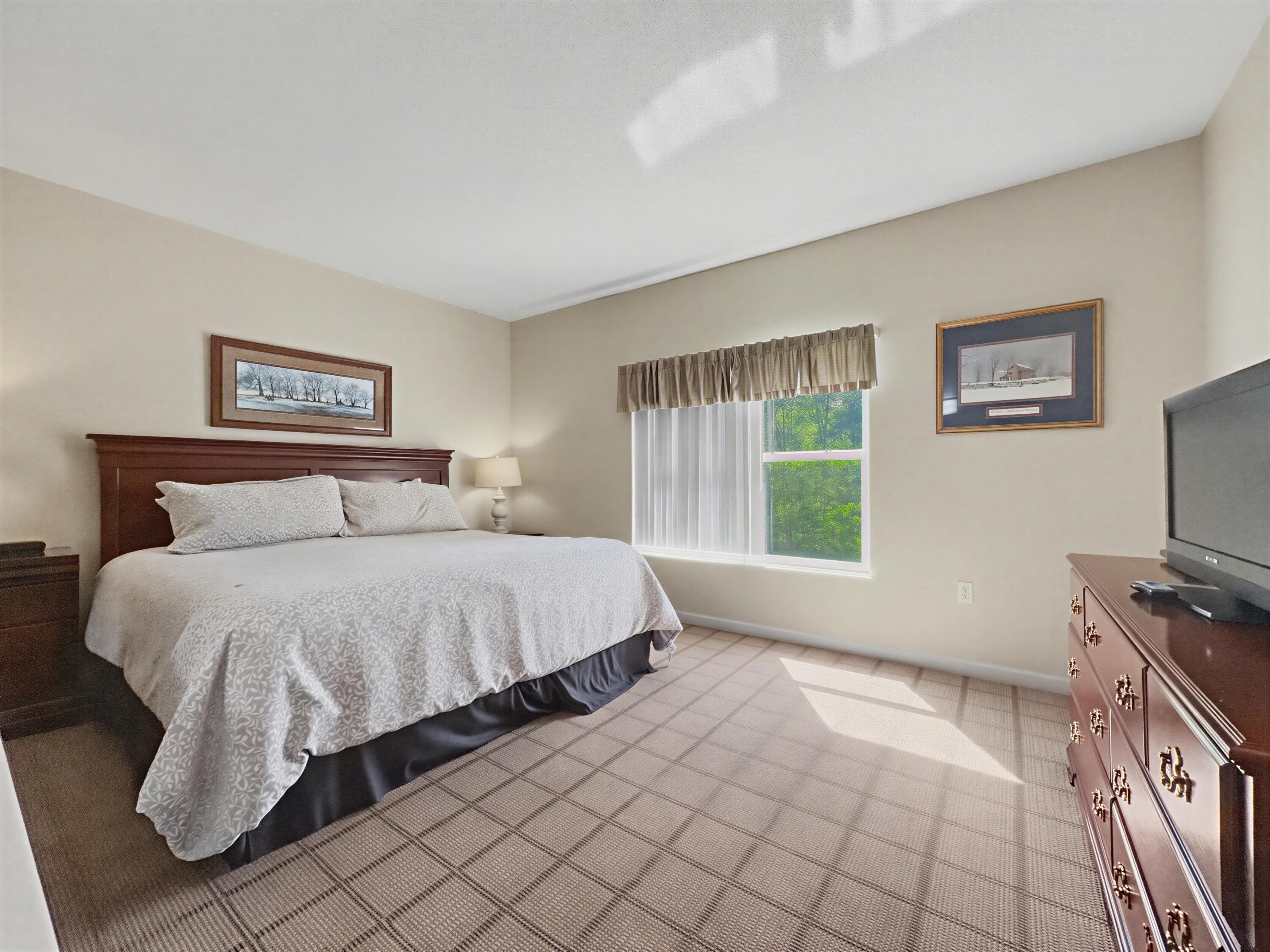 205 Ogle Drive, UNIT 424
