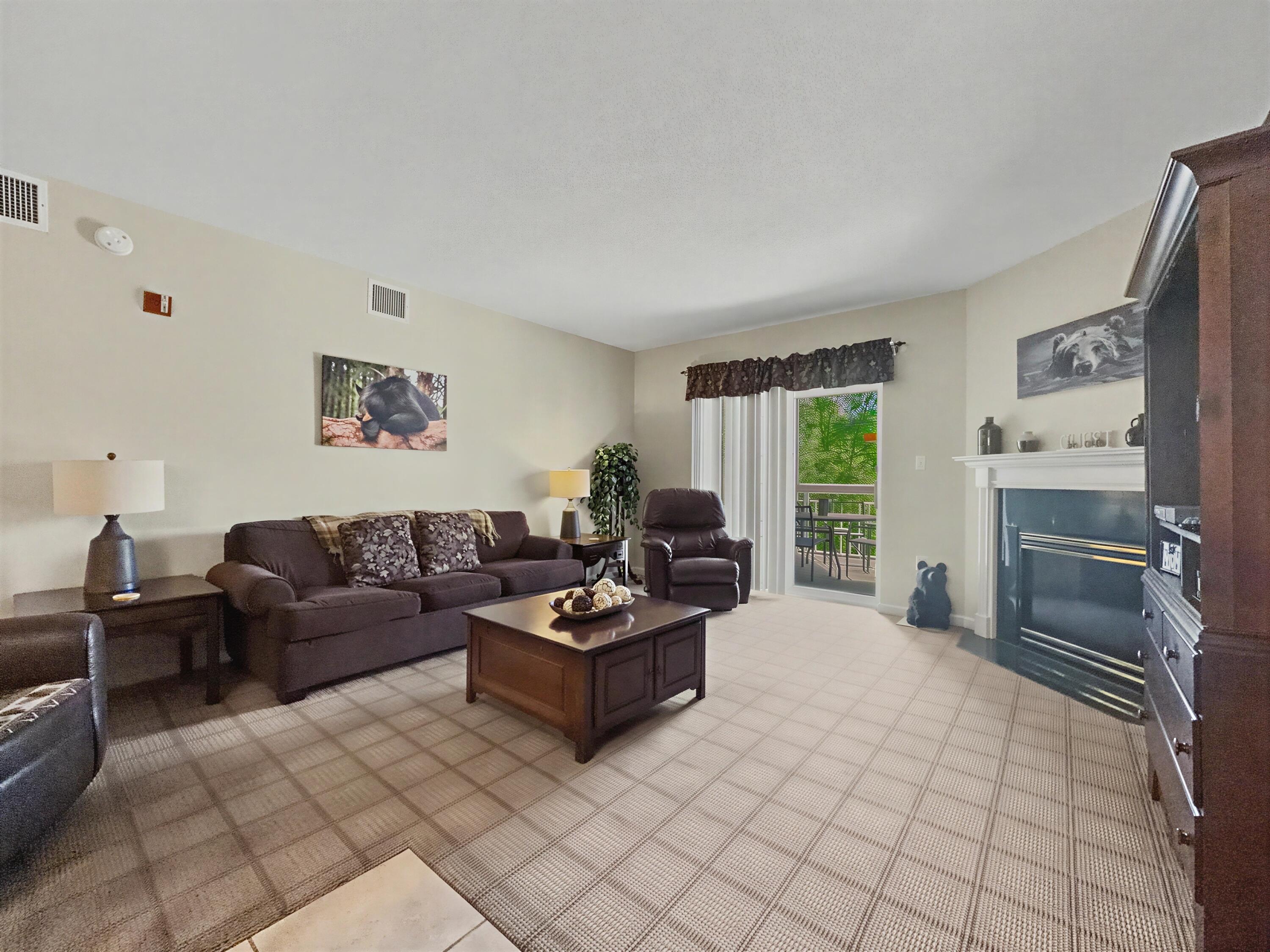 205 Ogle Drive, UNIT 424