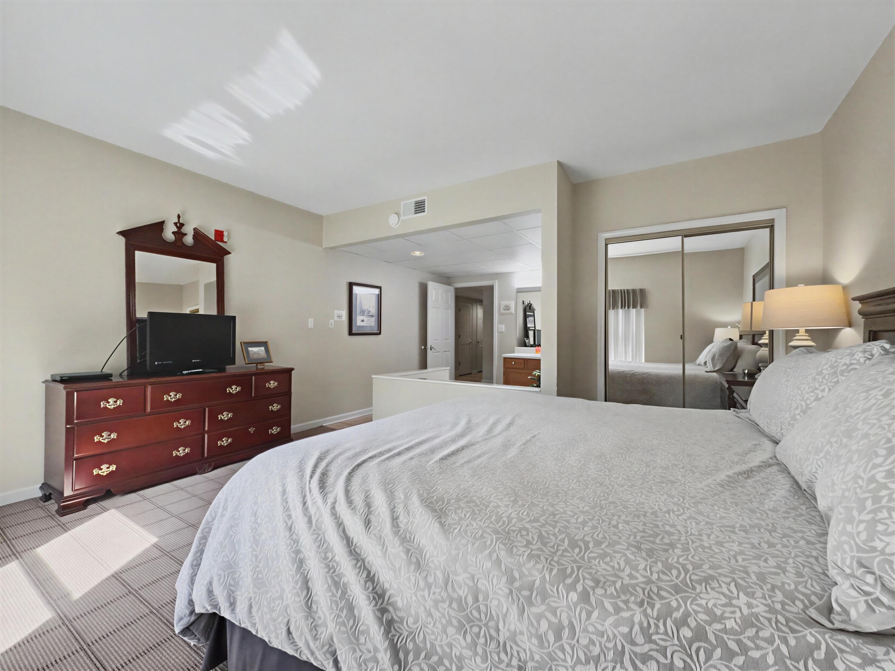 205 Ogle Drive, UNIT 424