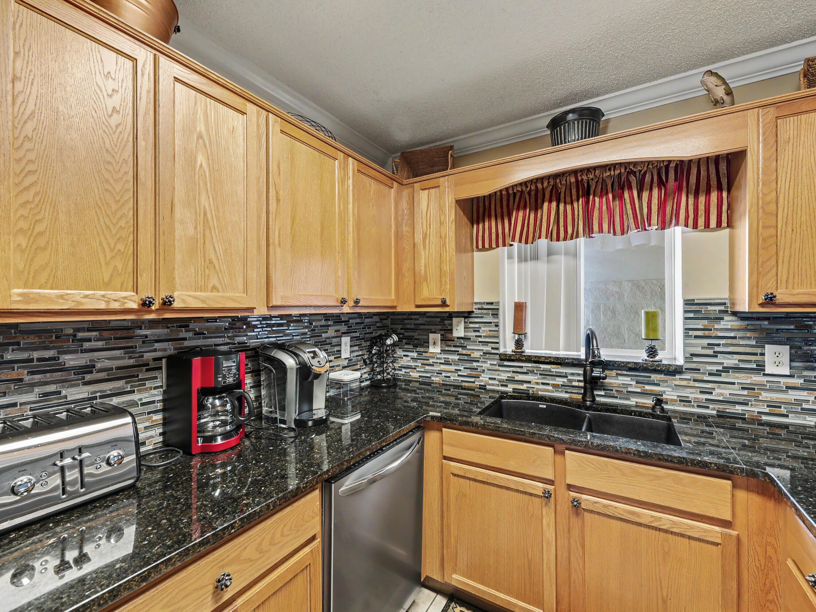 205 Ogle Drive, UNIT 552