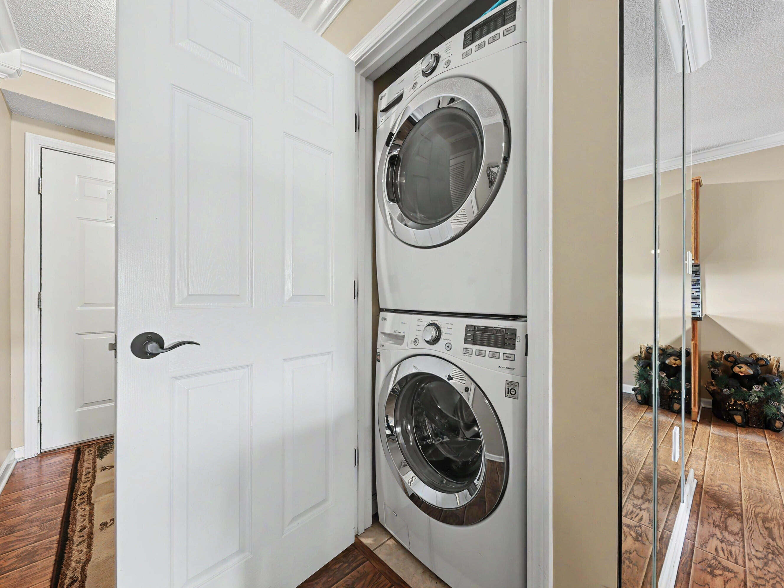205 Ogle Drive, UNIT 552