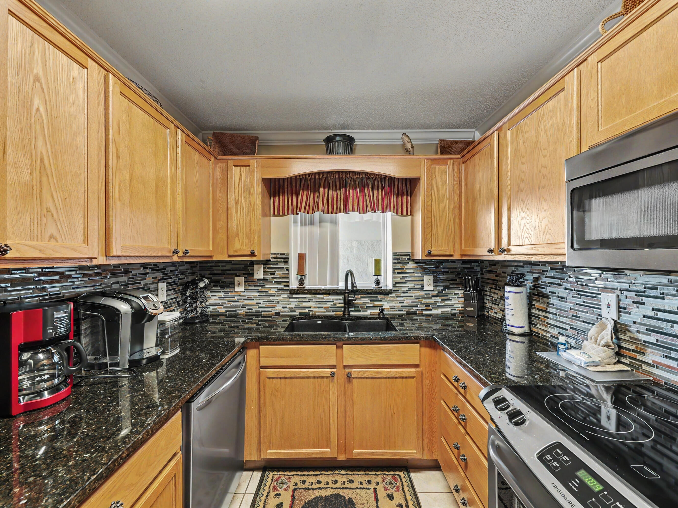 205 Ogle Drive, UNIT 552