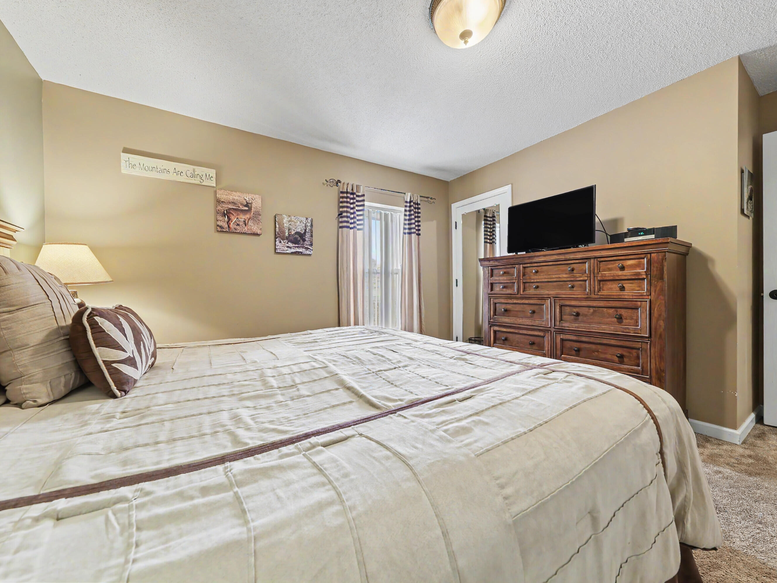 205 Ogle Drive, UNIT 552