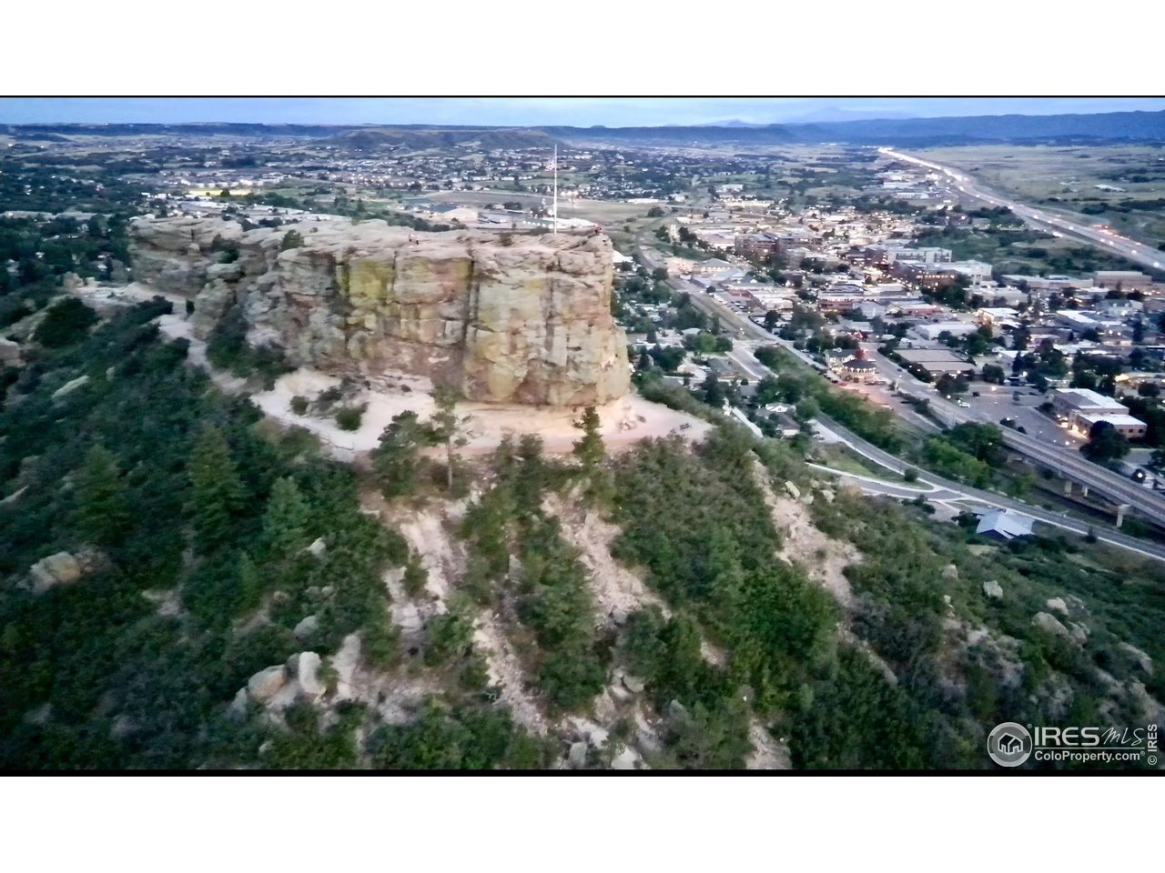 131 Mountain Shadows Ln