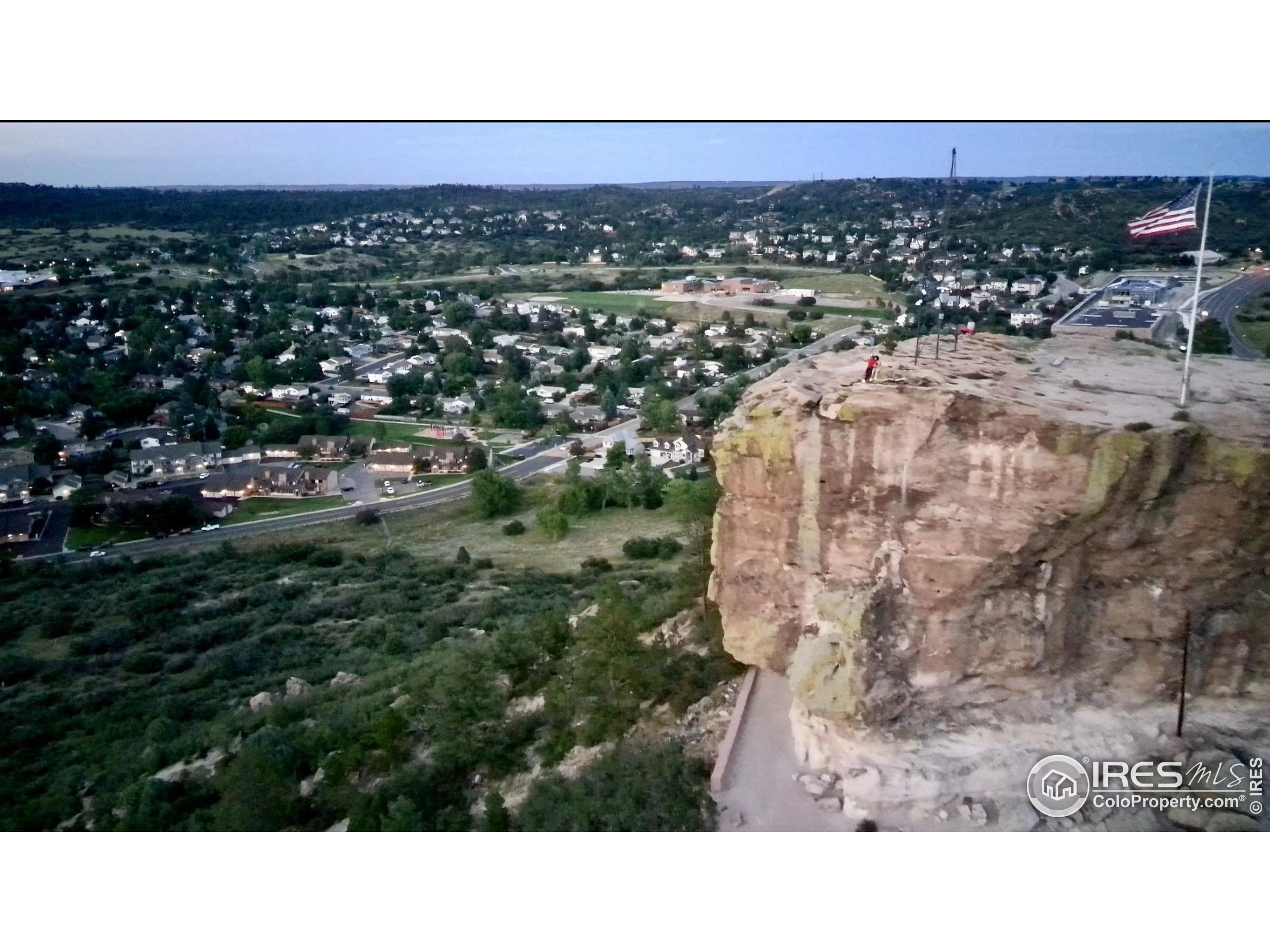 131 Mountain Shadows Ln