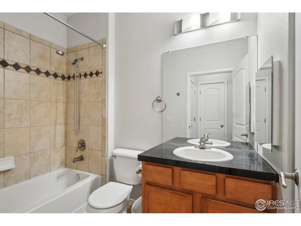 10184 Park Meadows Dr 1120