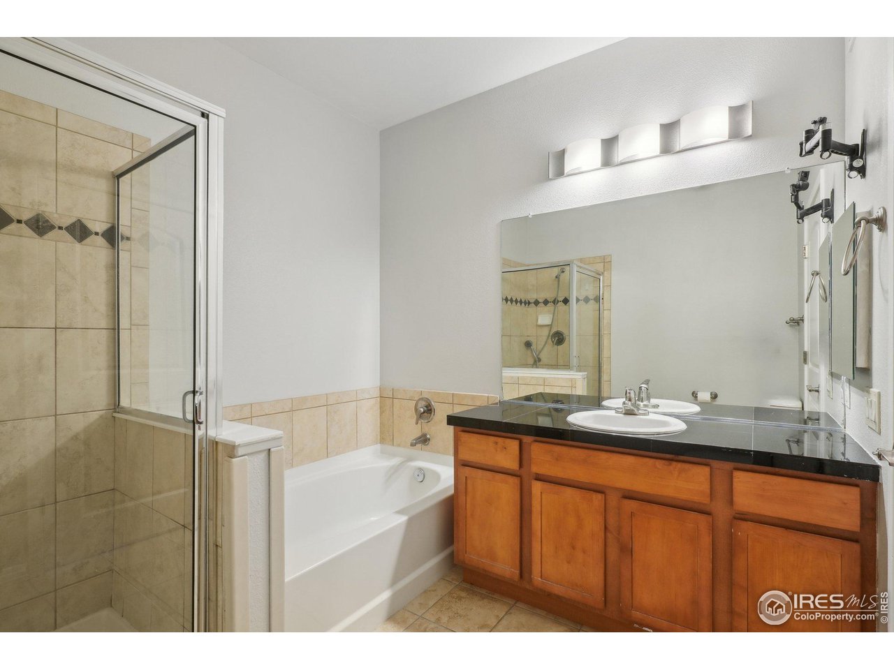 10184 Park Meadows Dr 1120