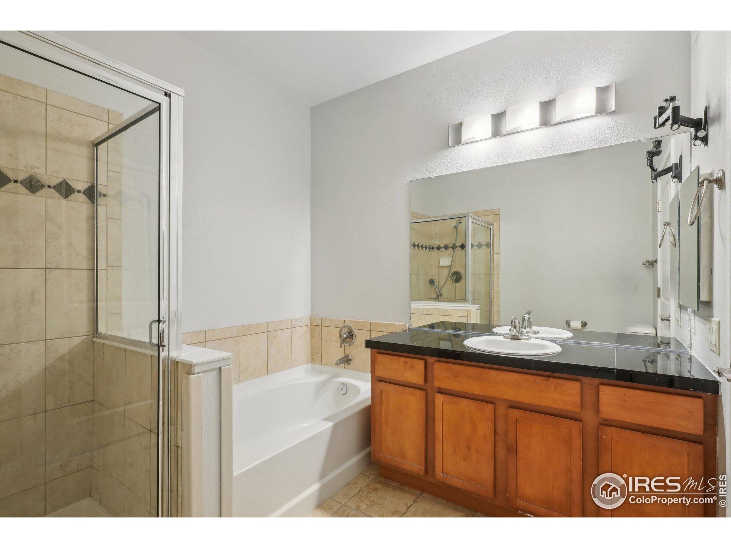 10184 Park Meadows Dr 1120