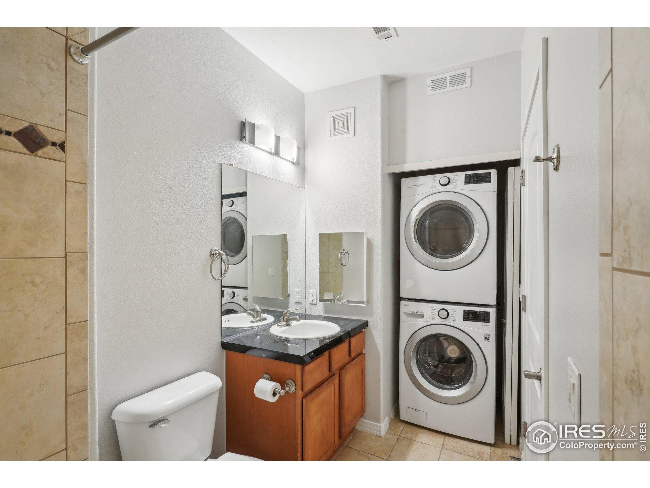 10184 Park Meadows Dr 1120