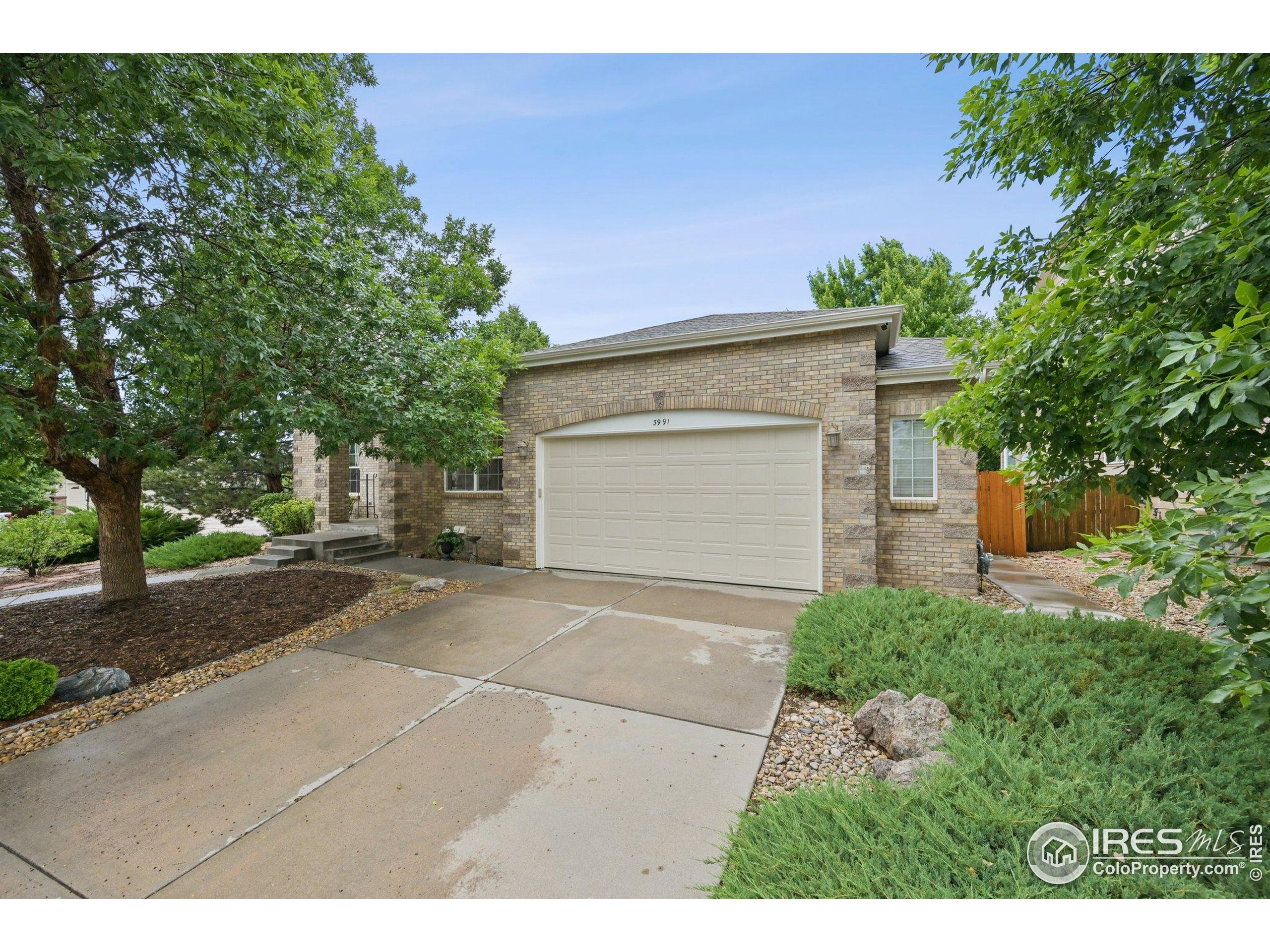 3991 Stampede Dr