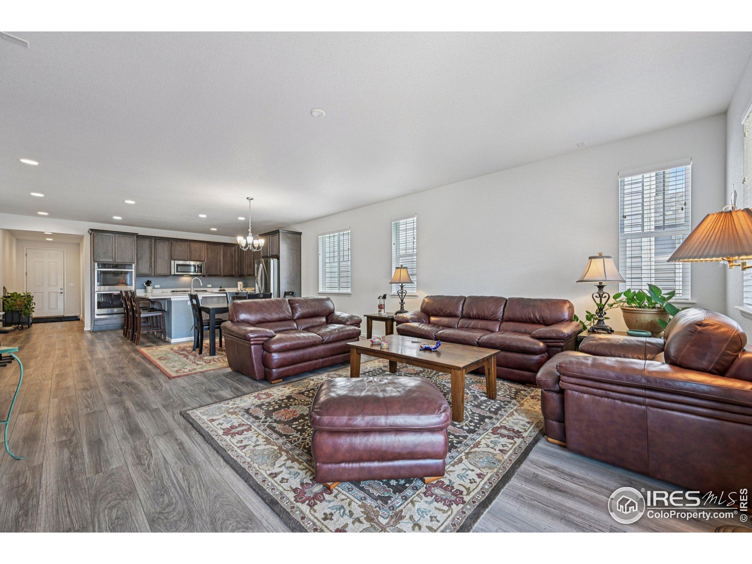 3708 White Rose Loop